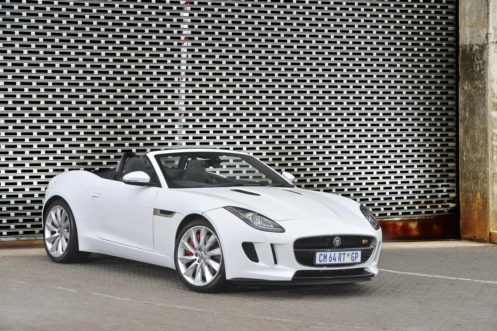 Jaguar f type 18