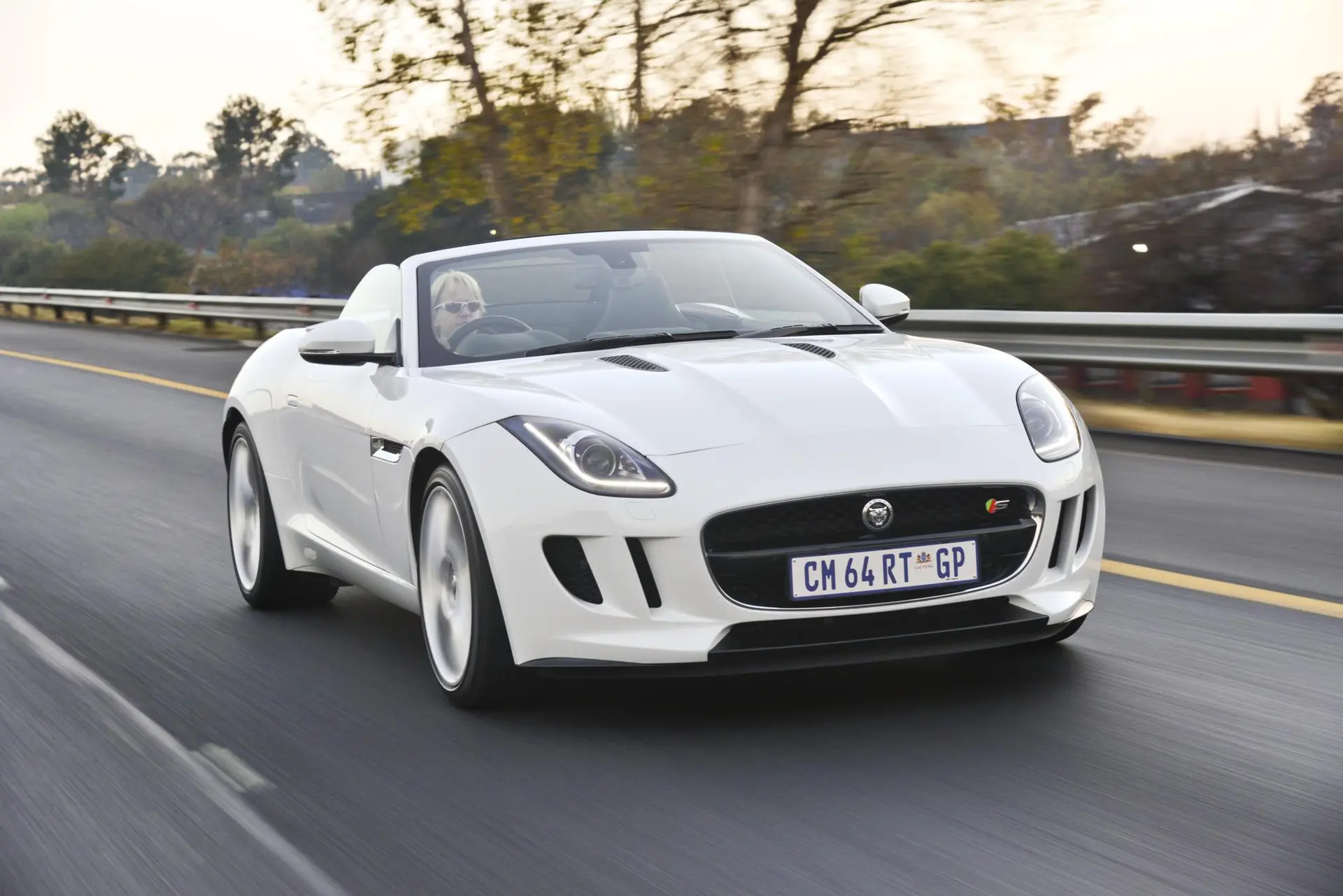 Jaguar f type 28