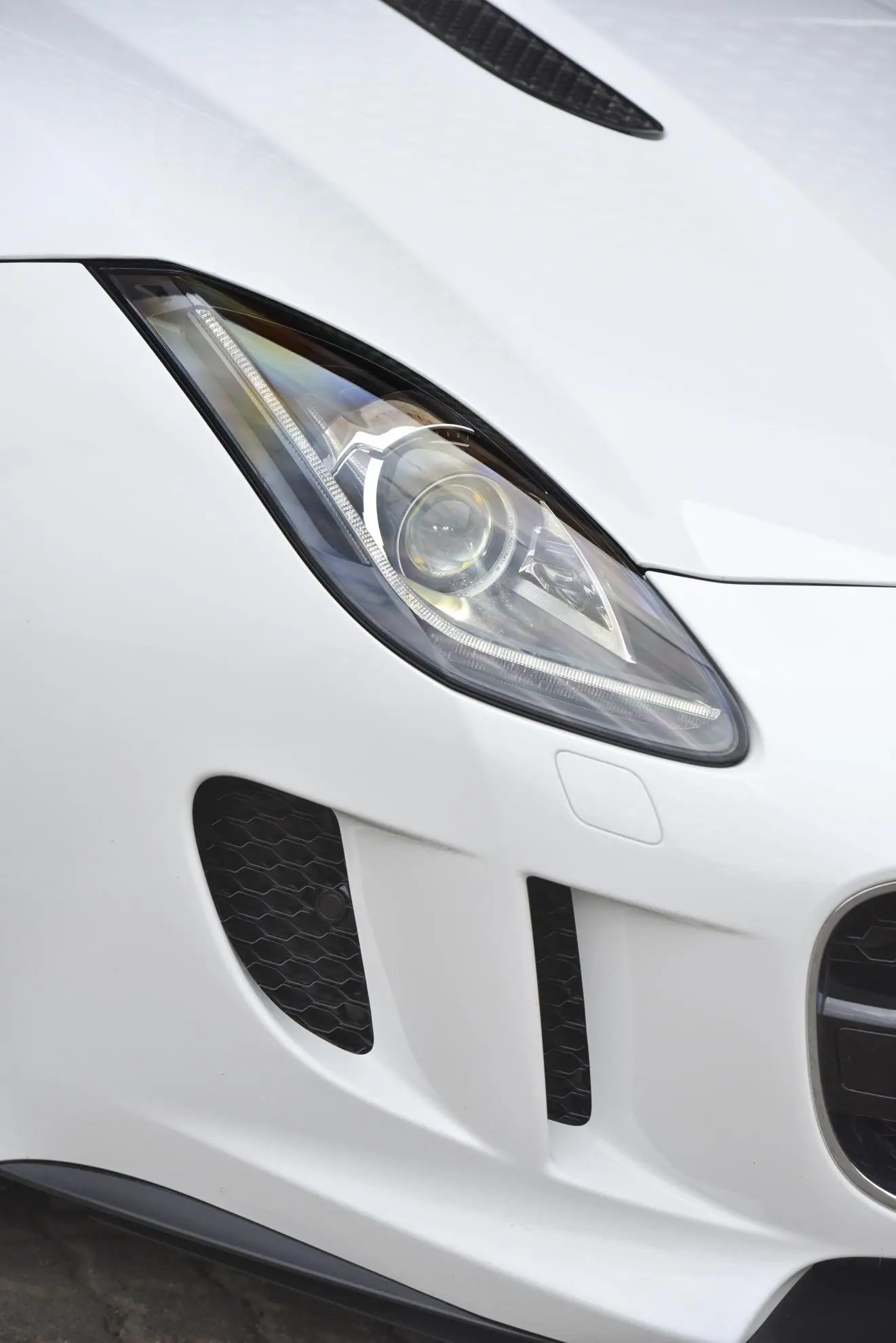 Jaguar f type 42