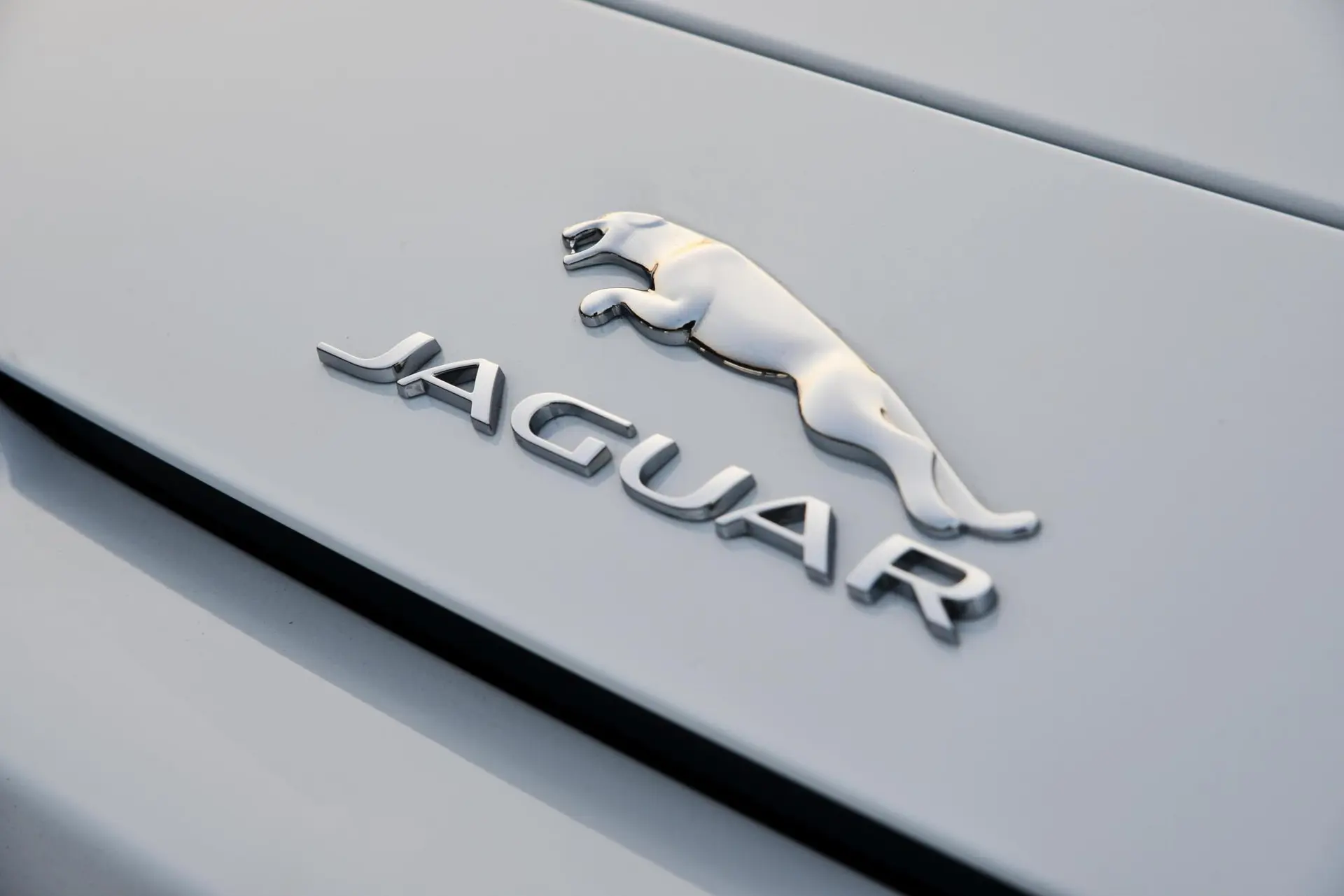Jaguar-F-Type Active Exhaust