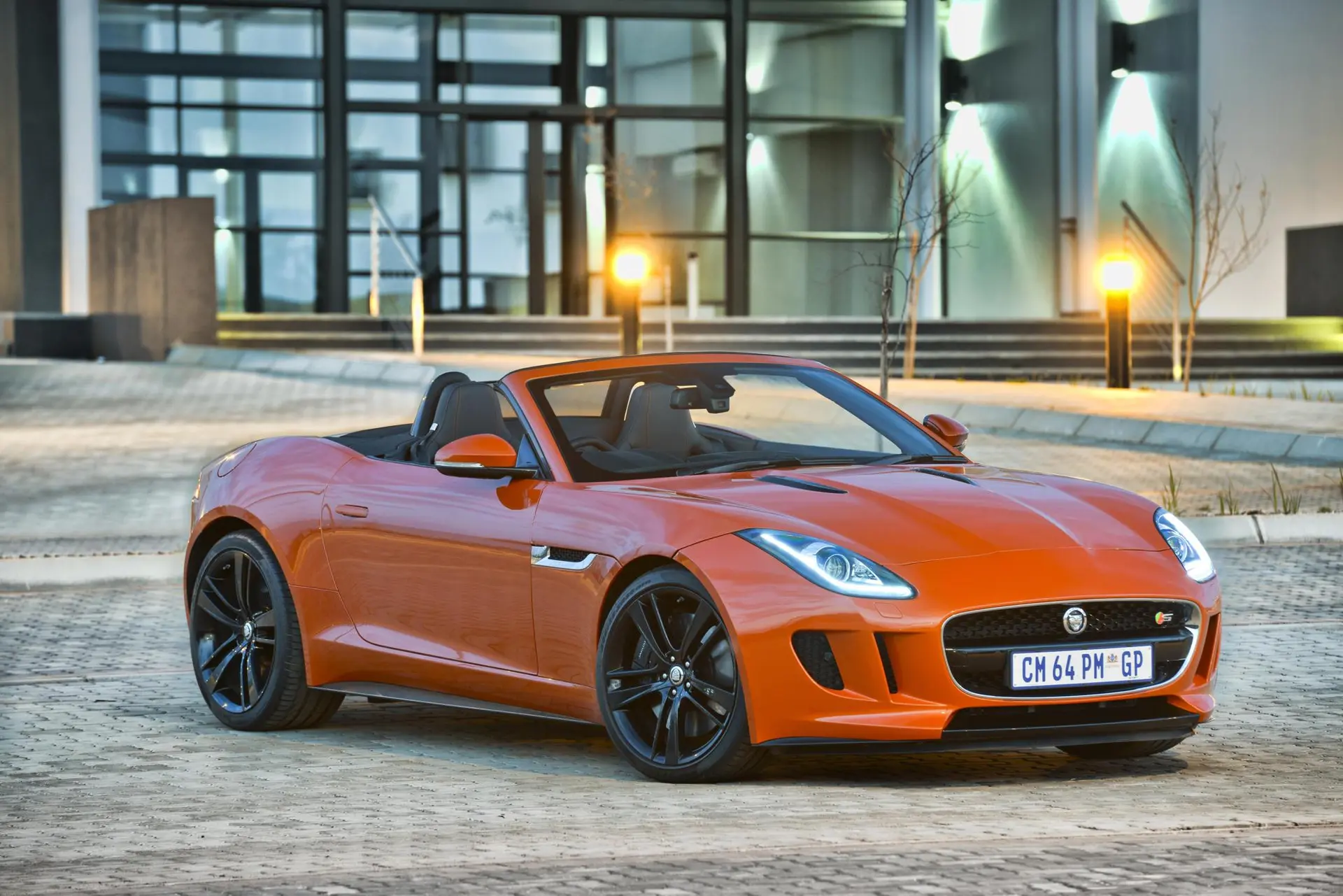 Jaguar f type 56