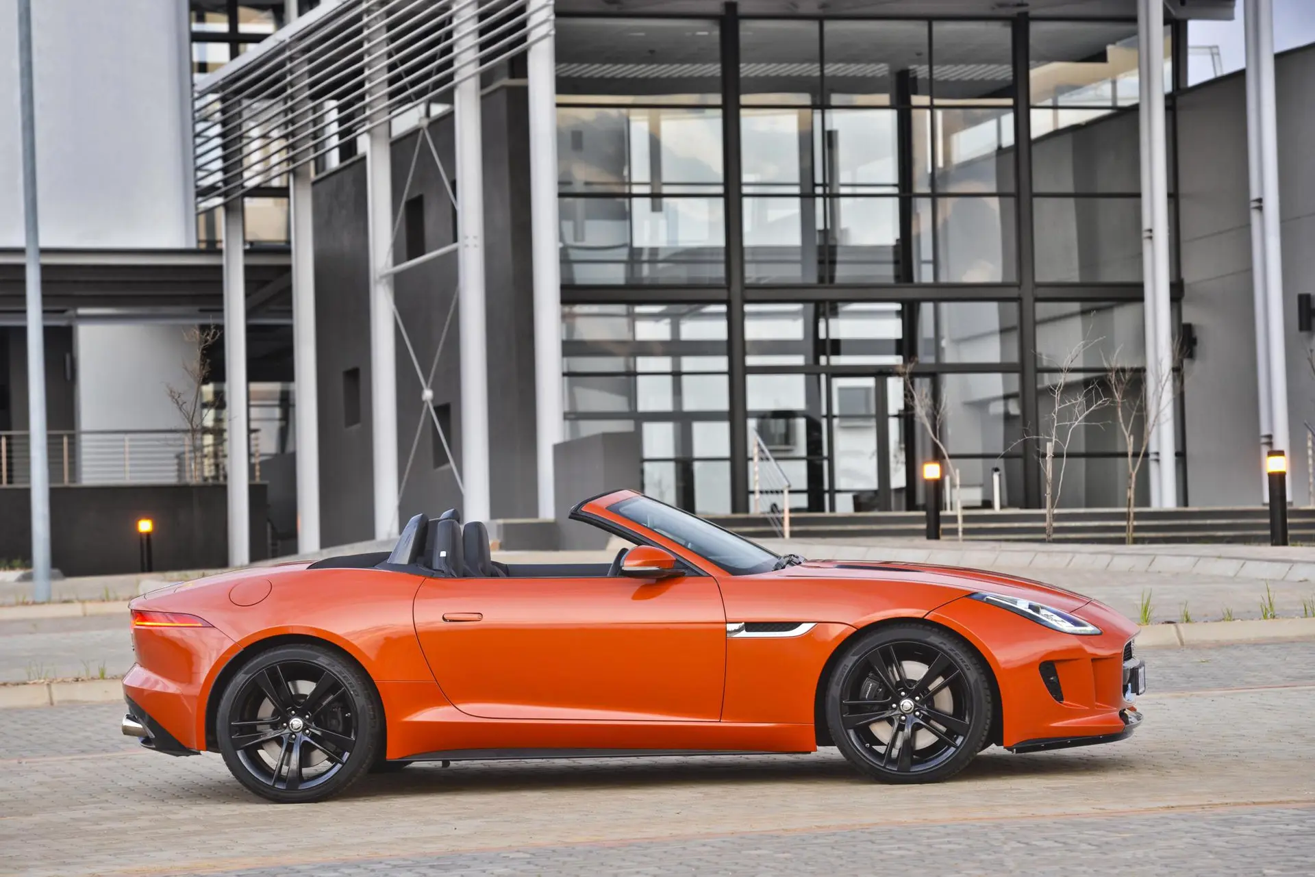 Jaguar f type 61