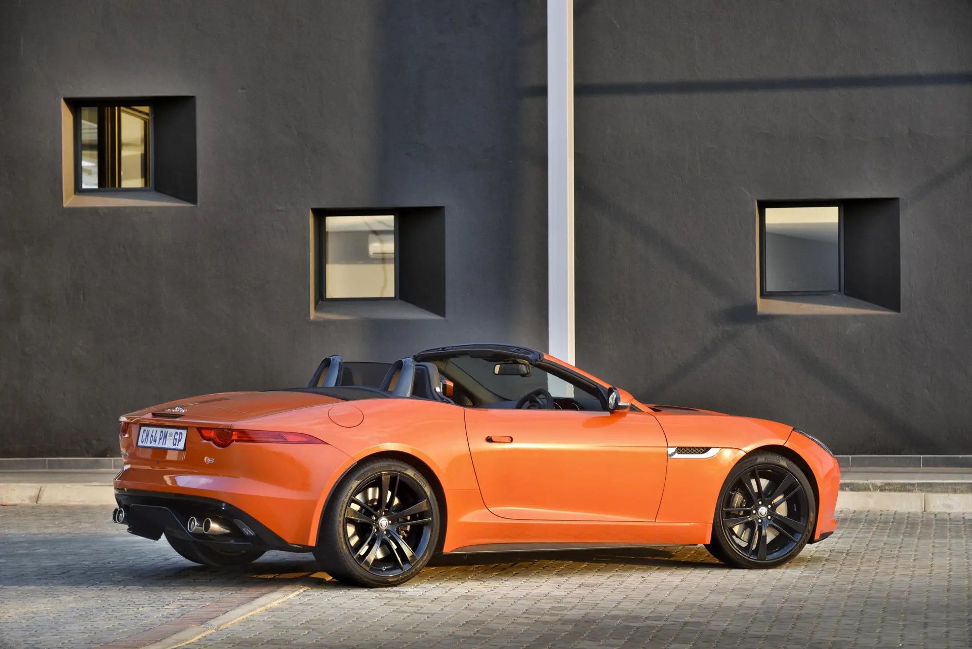 Jaguar f type 69