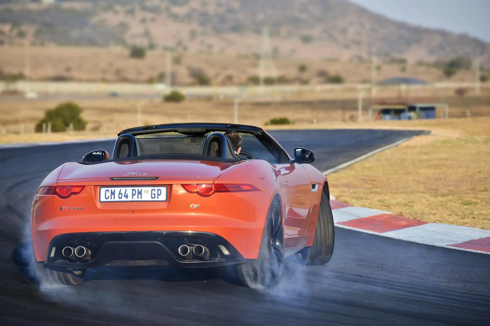 Jaguar f type 79