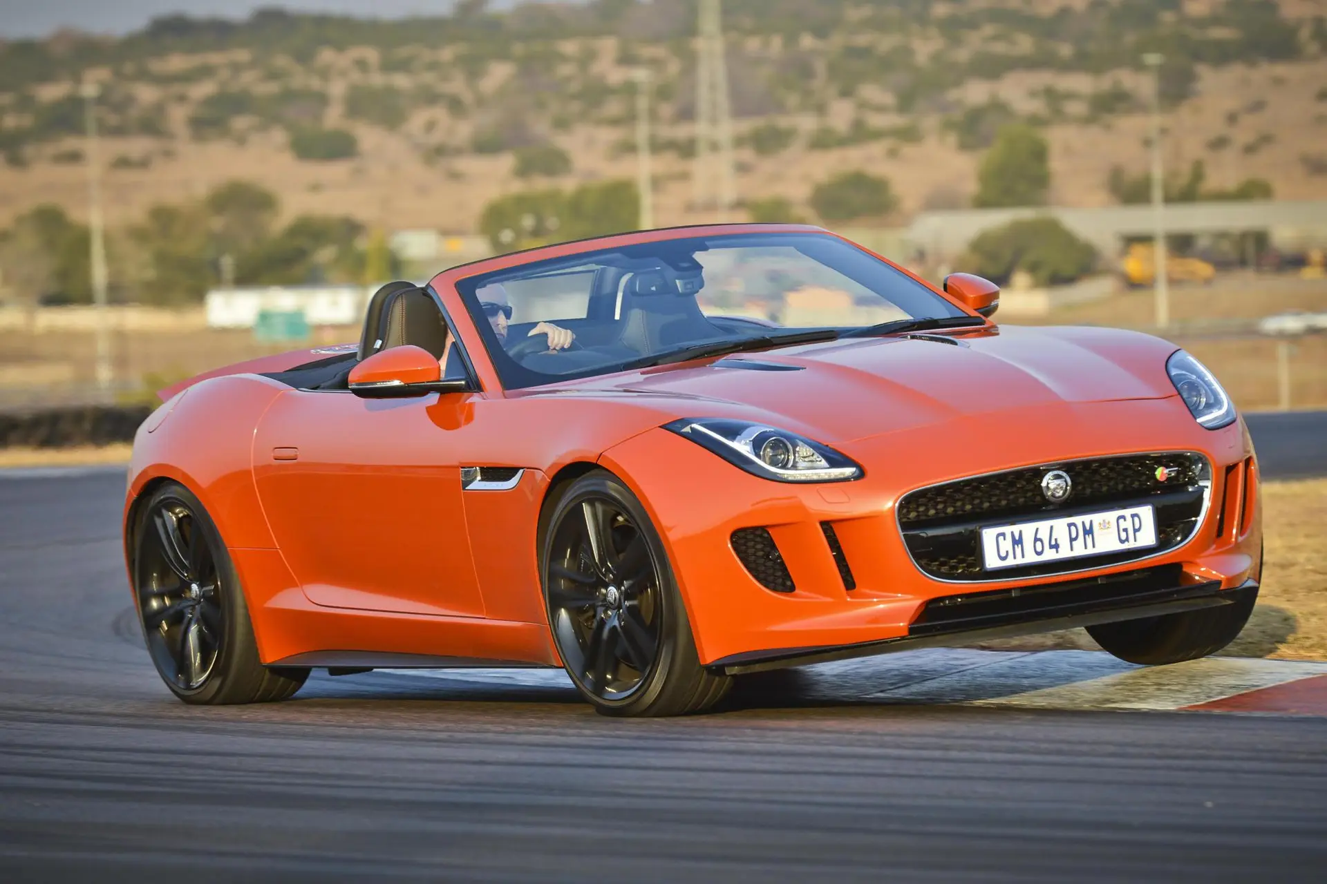 Jaguar f type 85