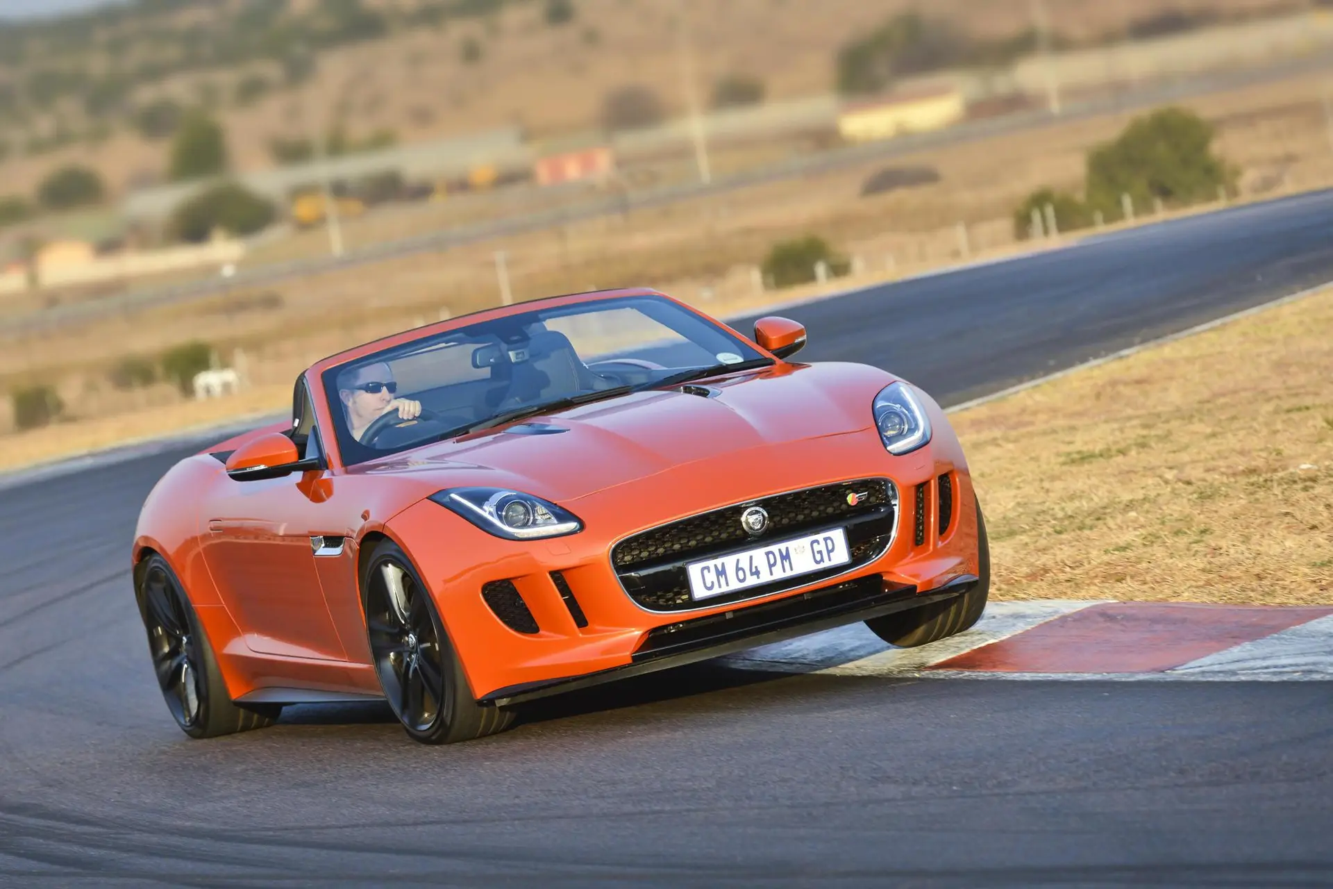Jaguar f type 87