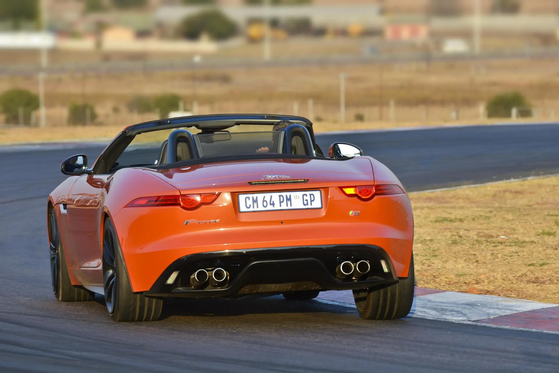 Jaguar f type 88