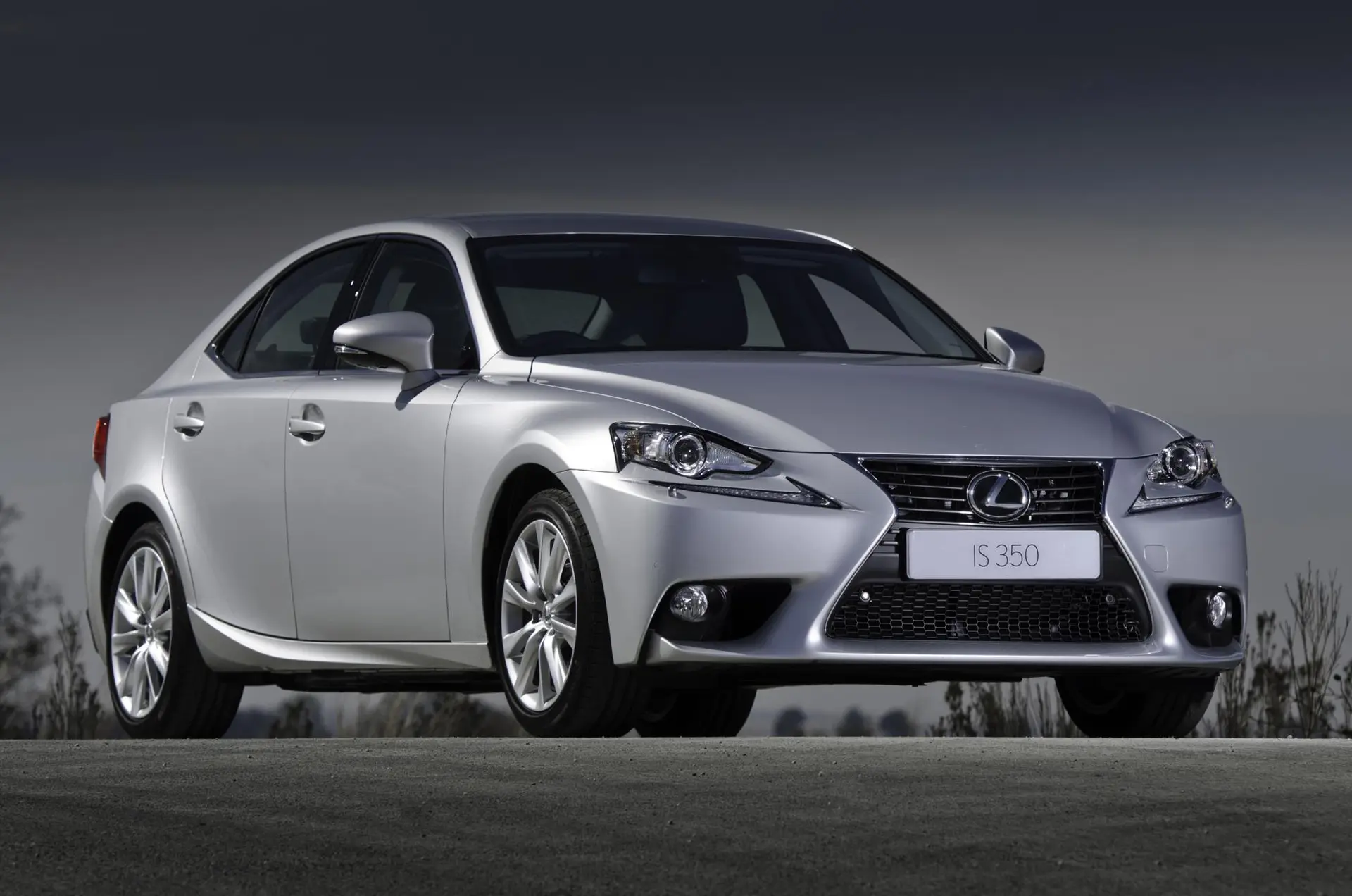 Lexus IS 2013
