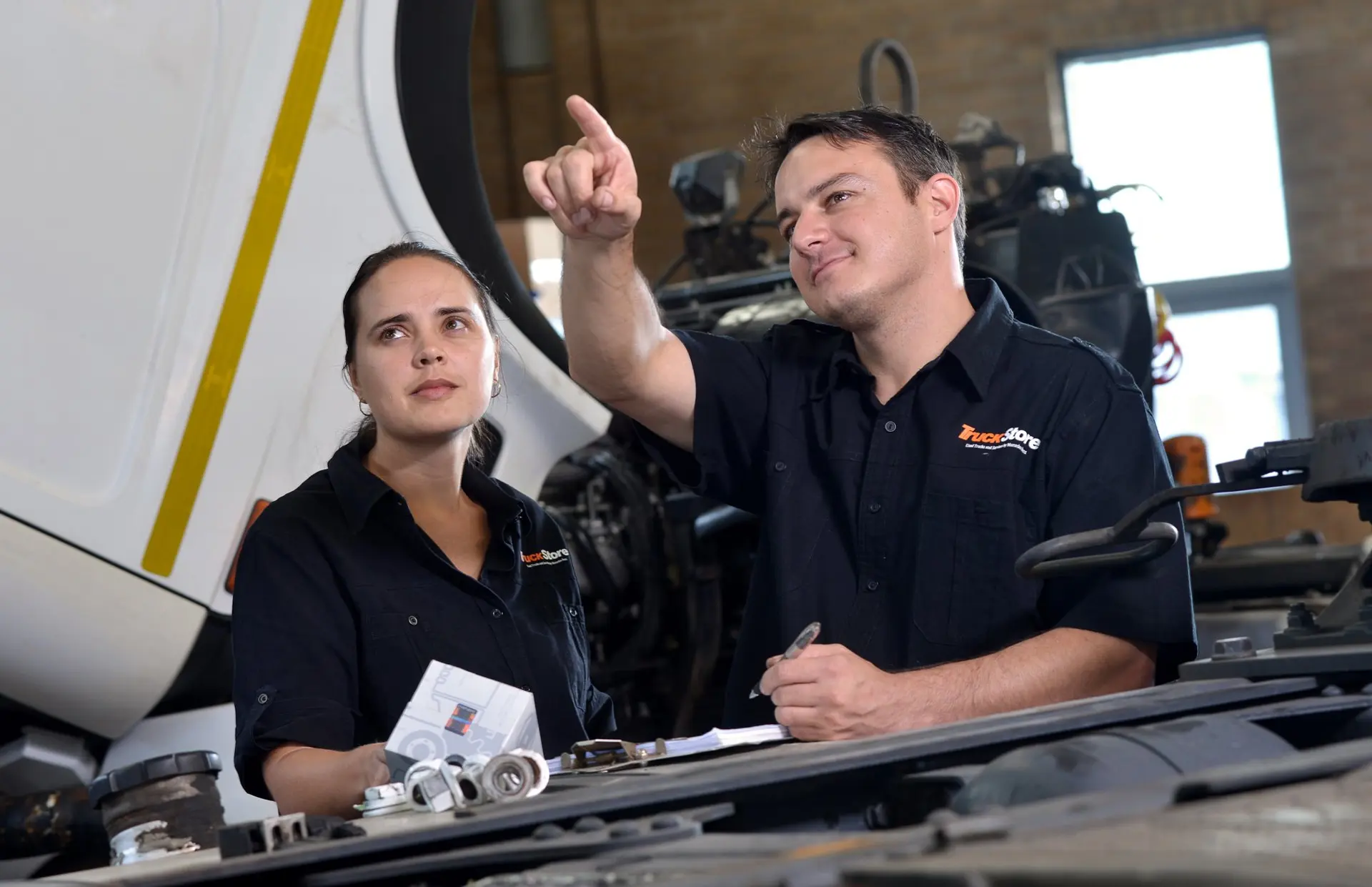 Mercedes-Benz Truck Store