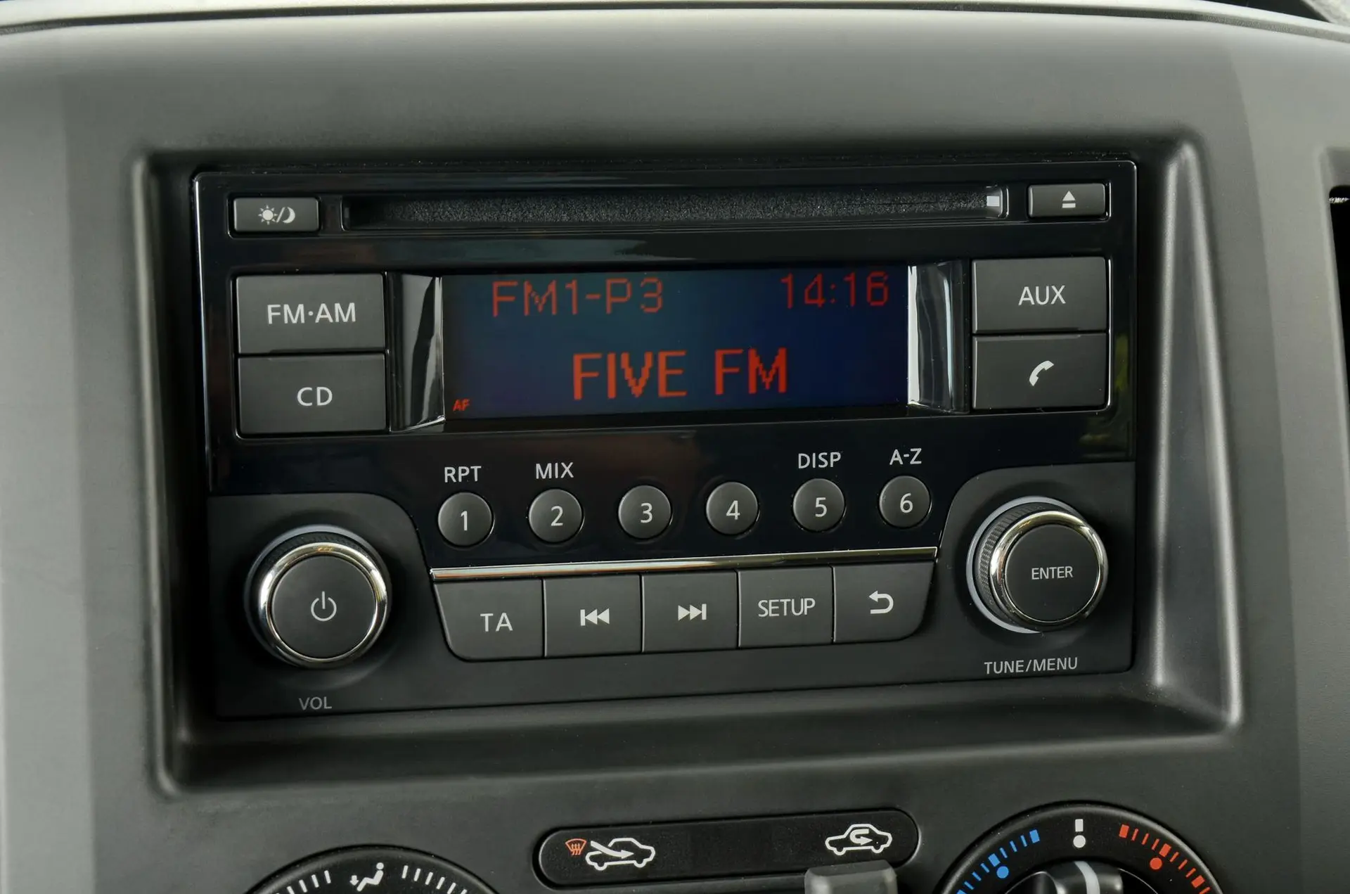 Nissan nv200 combi 02