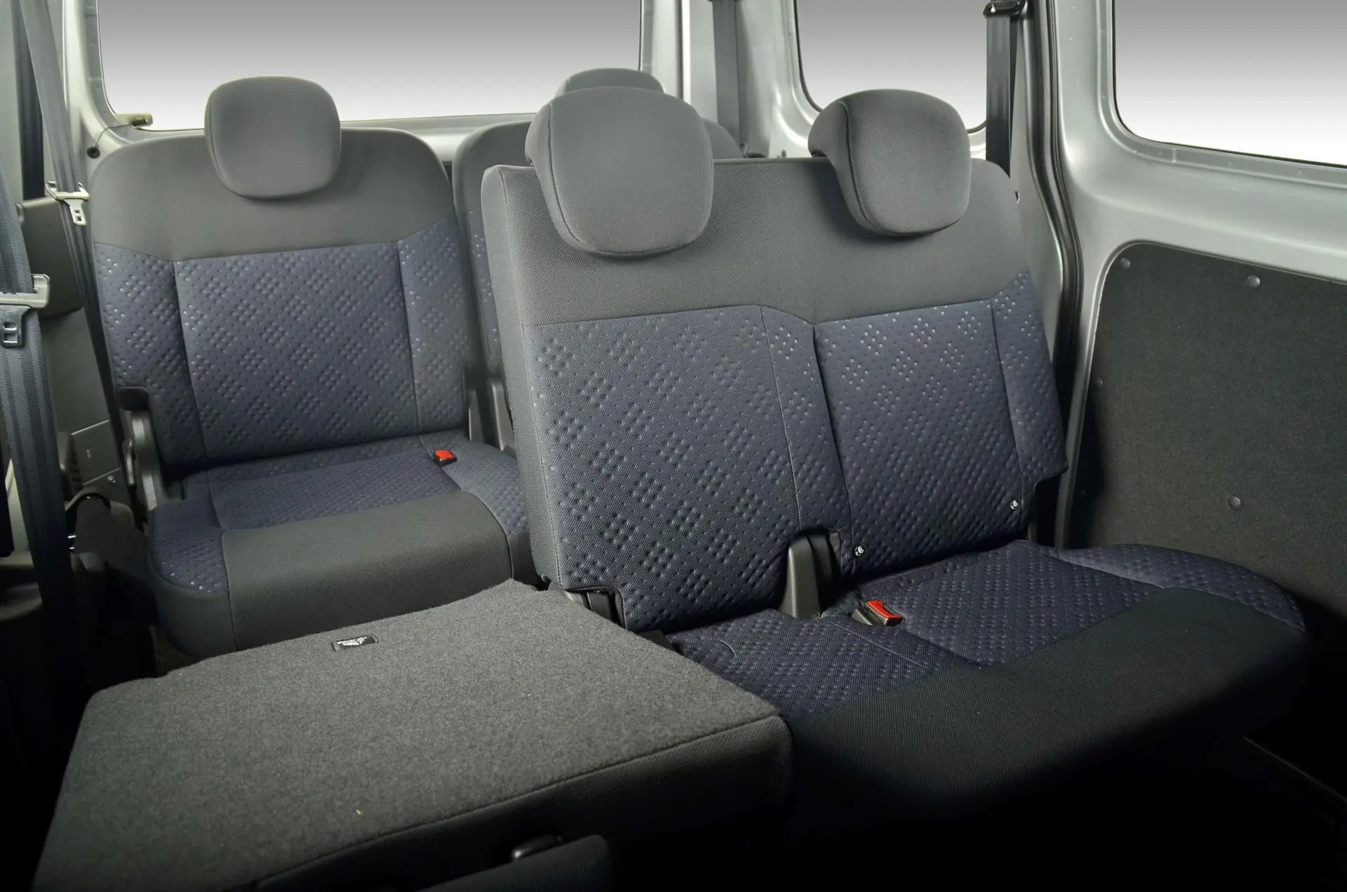 Nissan nv200 combi 07