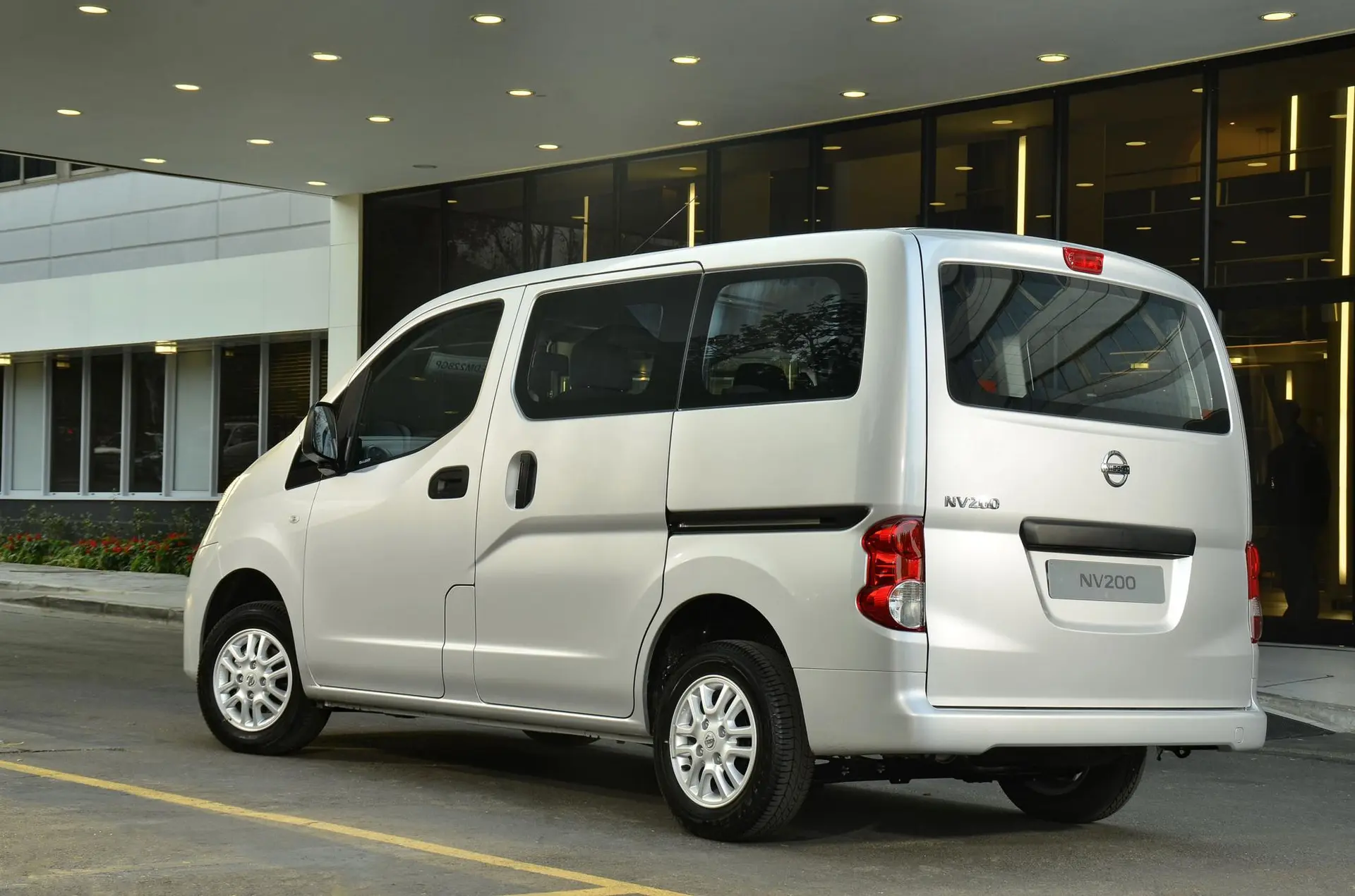 Nissan nv200 combi 21