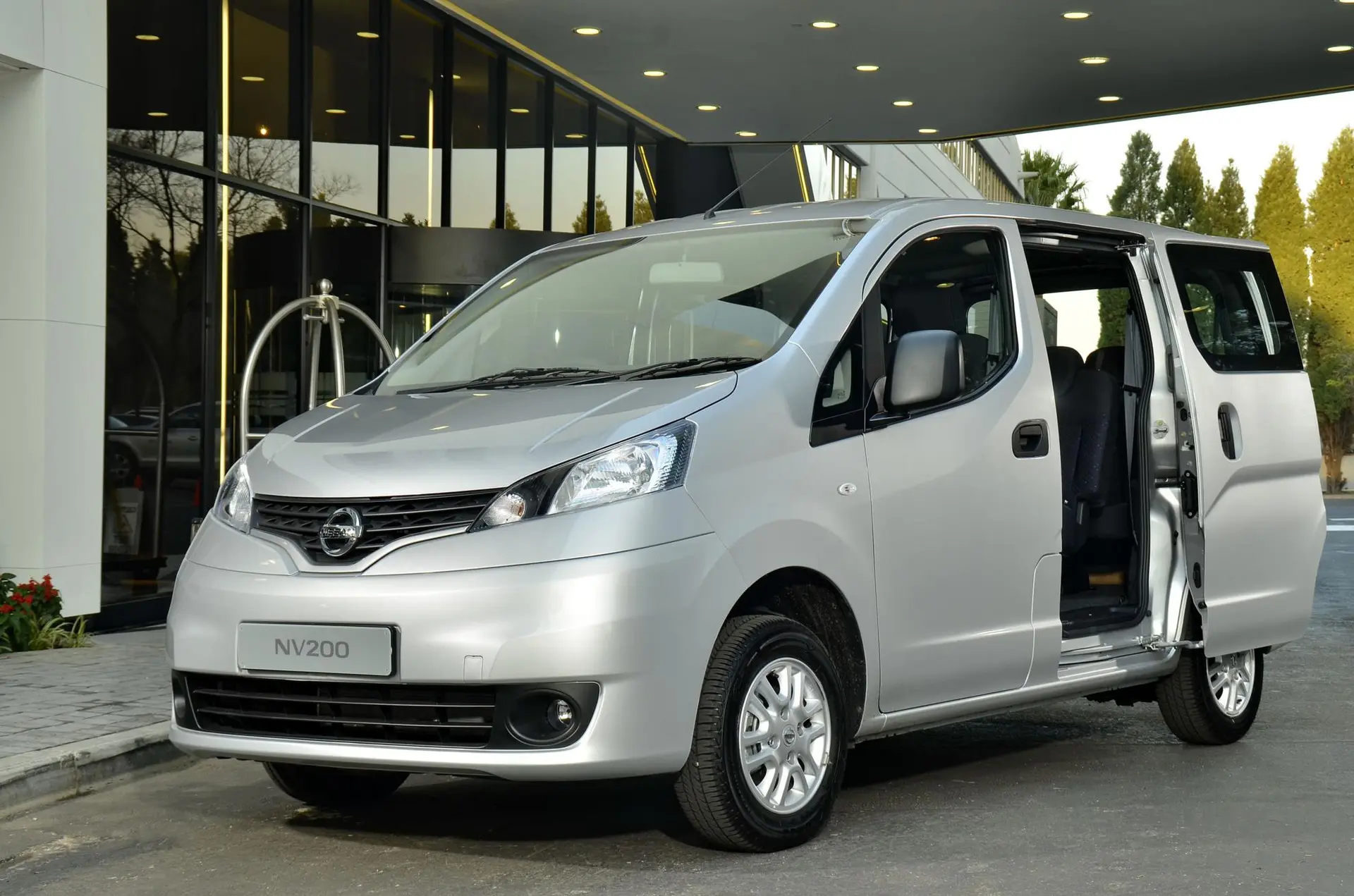 Nissan NV200 Combi
