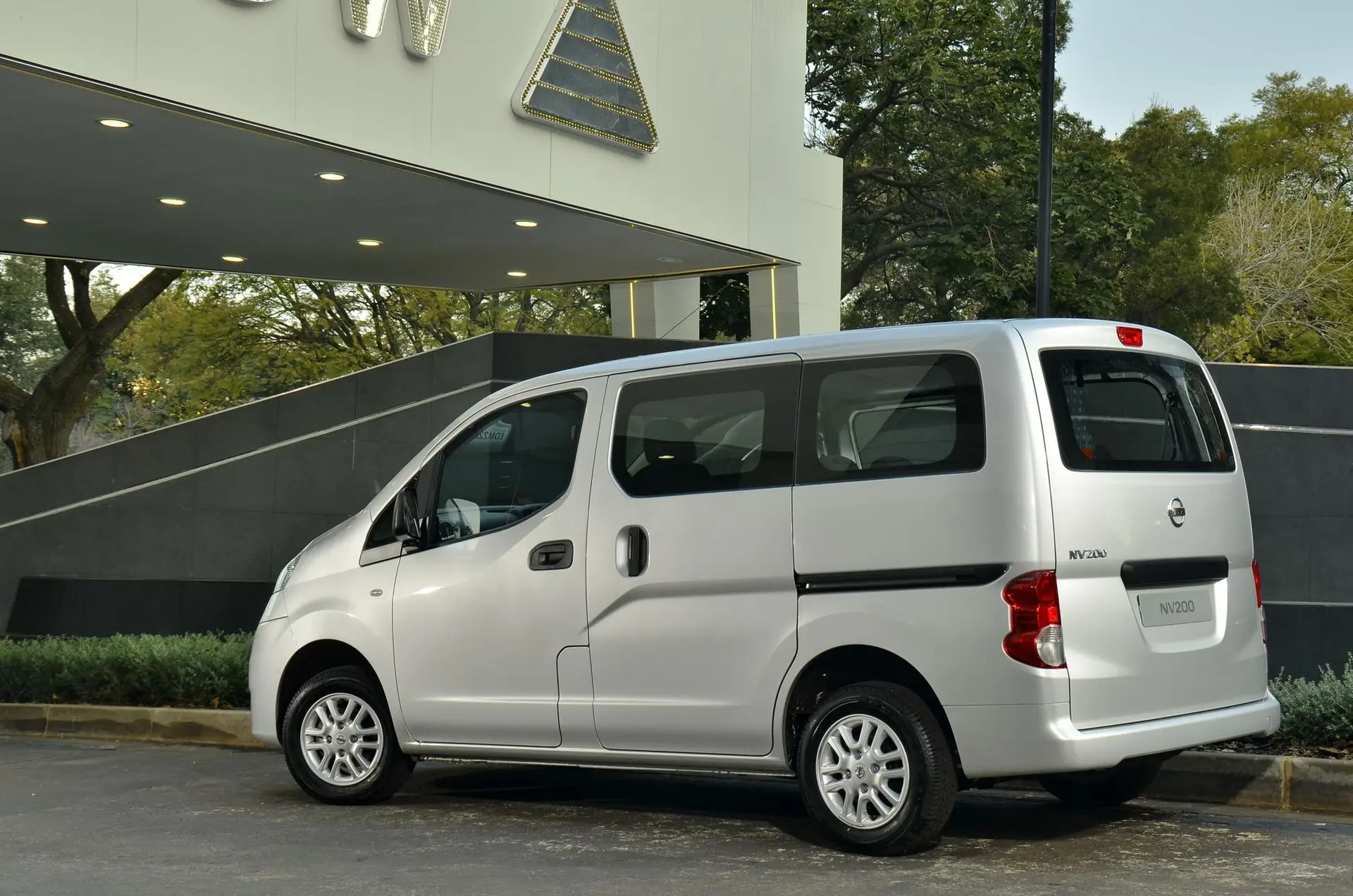 Nissan nv200 combi 32