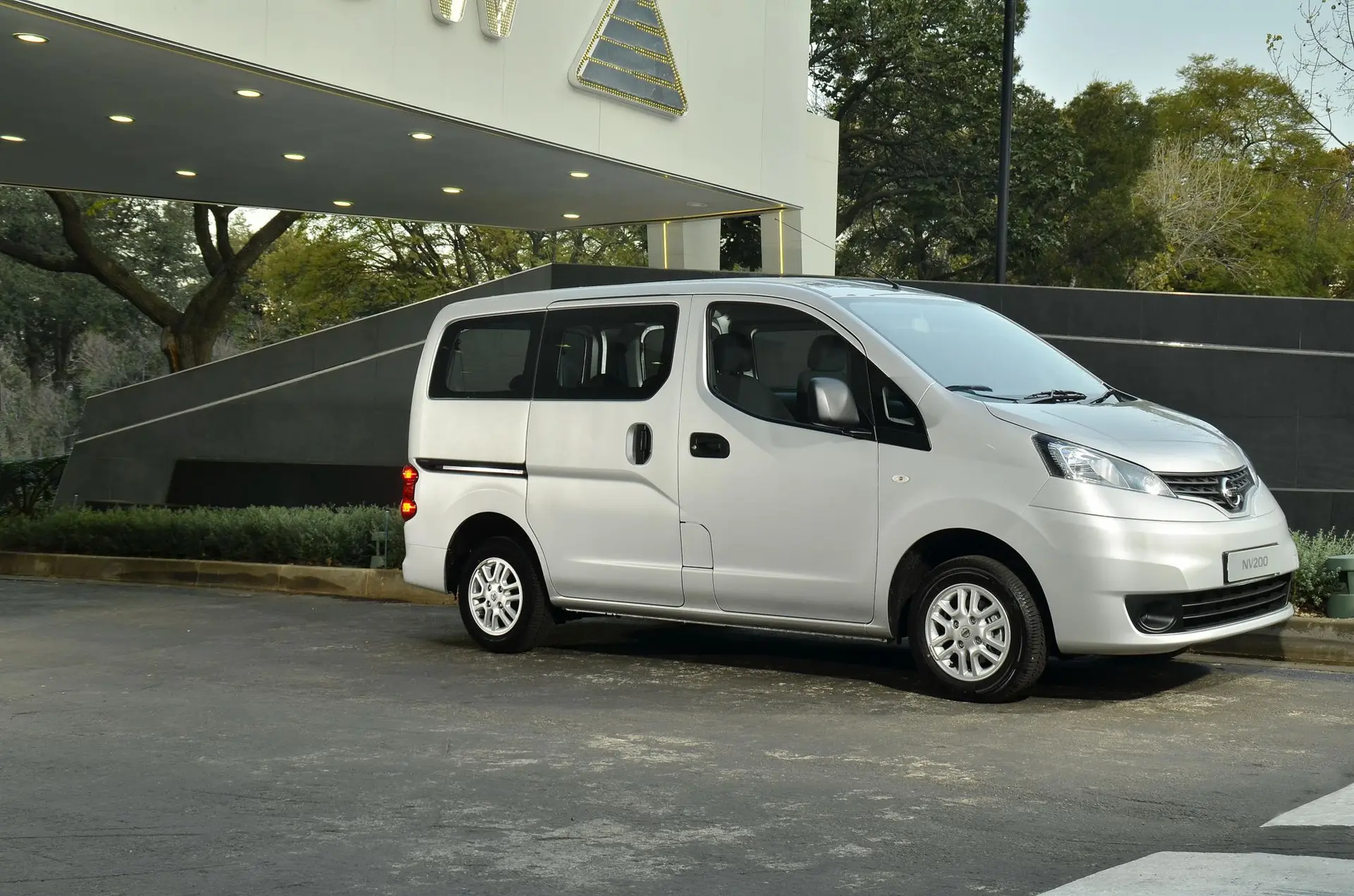 Nissan nv200 combi 36