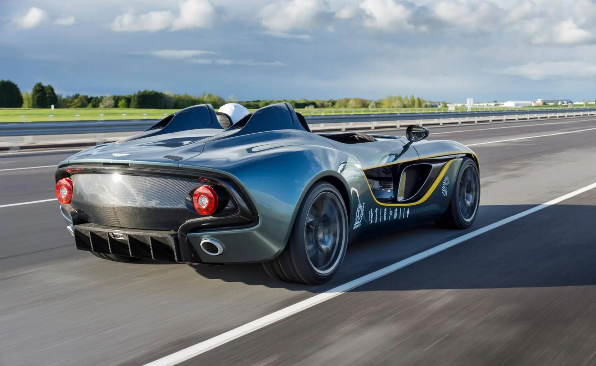 ASTON MARTIN CELEBRATES AT GOODWOOD FESTIVAL OF SPEED