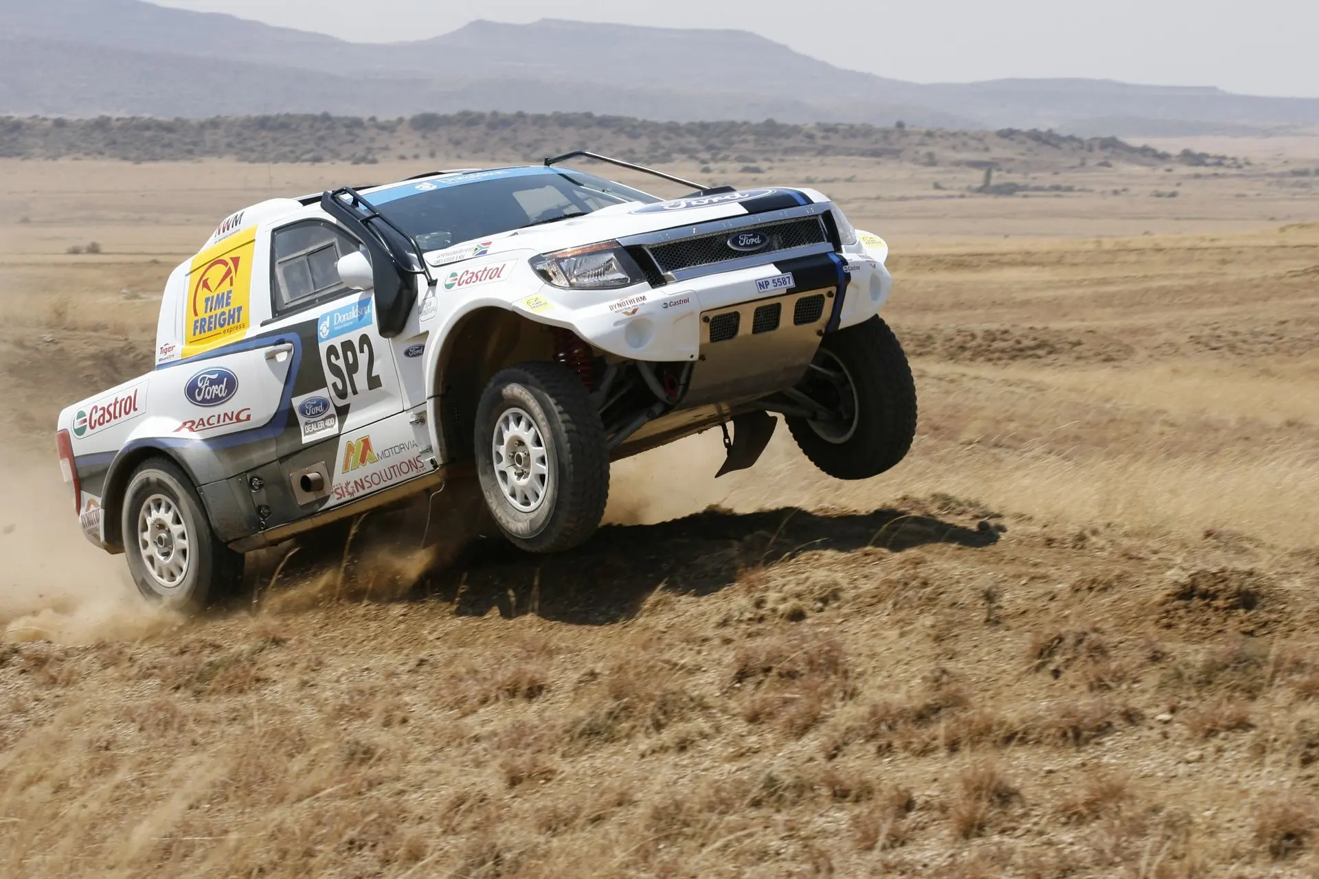 Ford dealer 400 rally