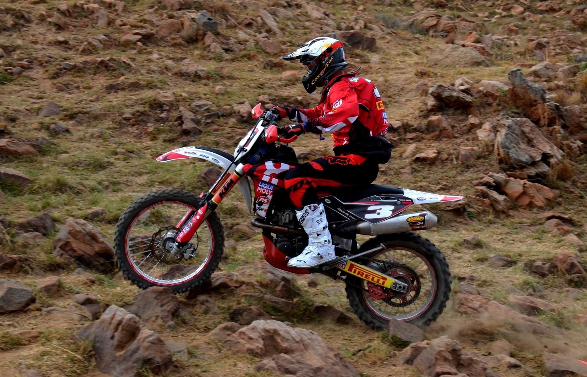 ALTUS DE WET: HUSQVARNA RACING