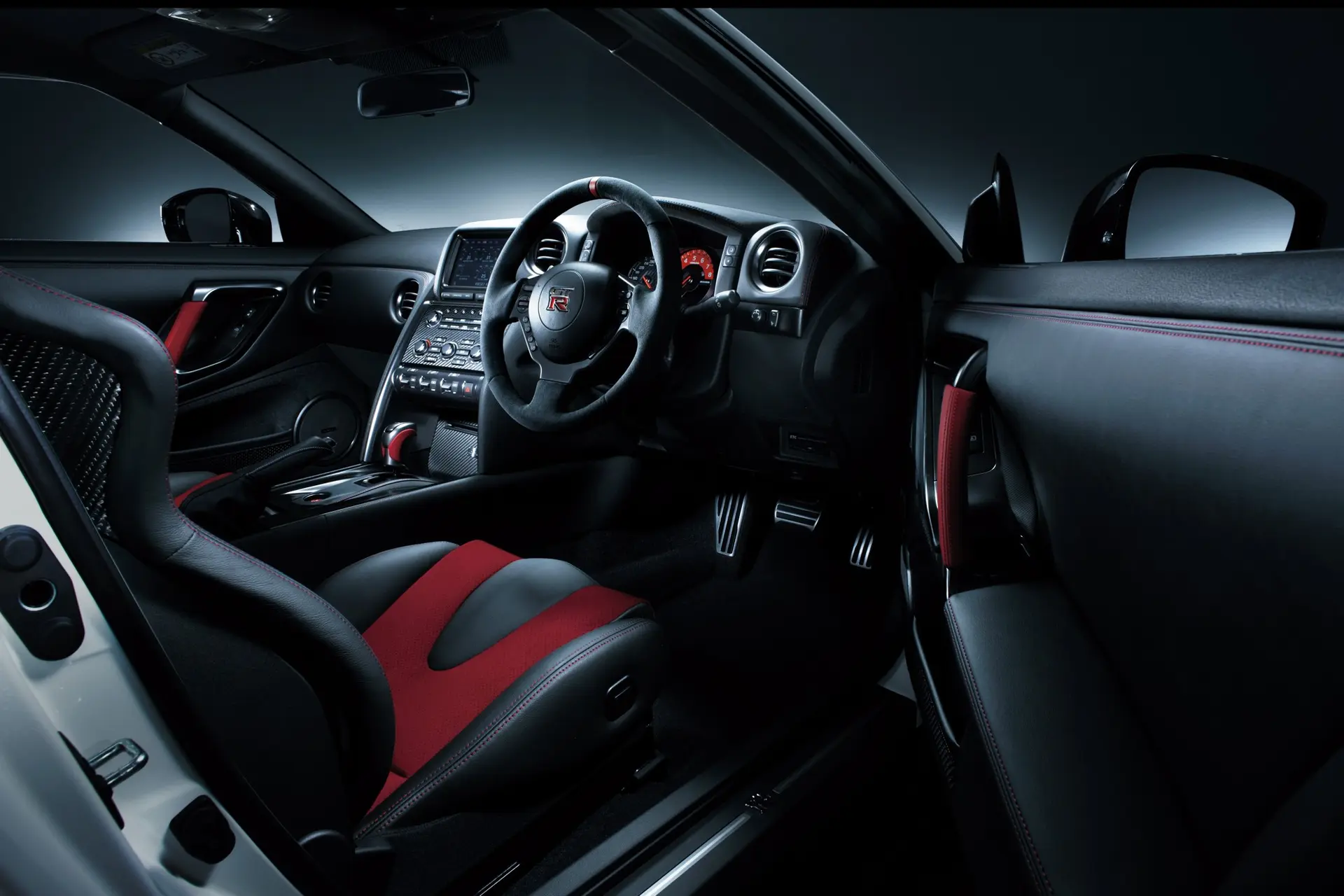 Nissan Gt R Rear Interior World premiere NISSAN GT-R NISMO