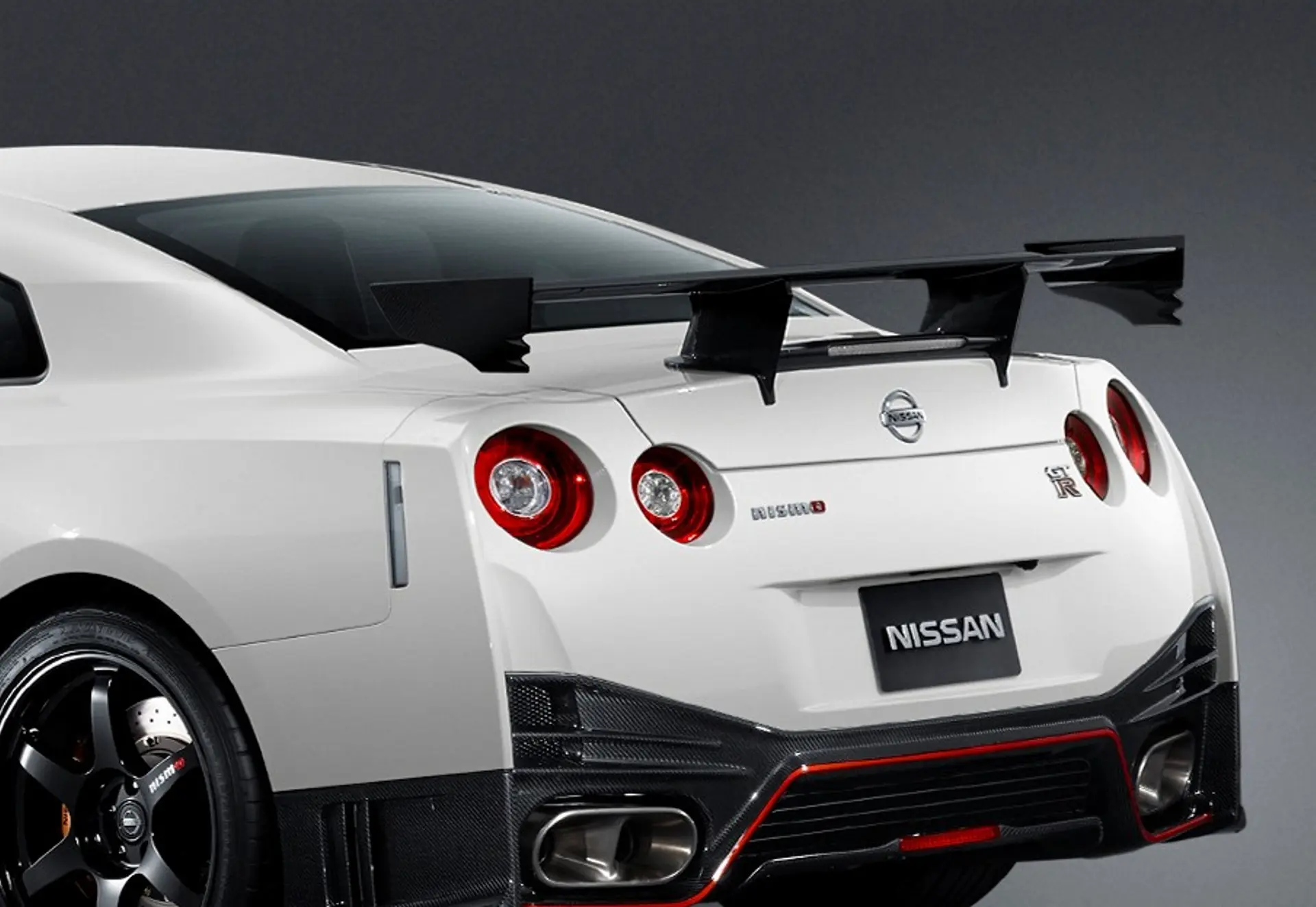 Nissan GT-R Rear