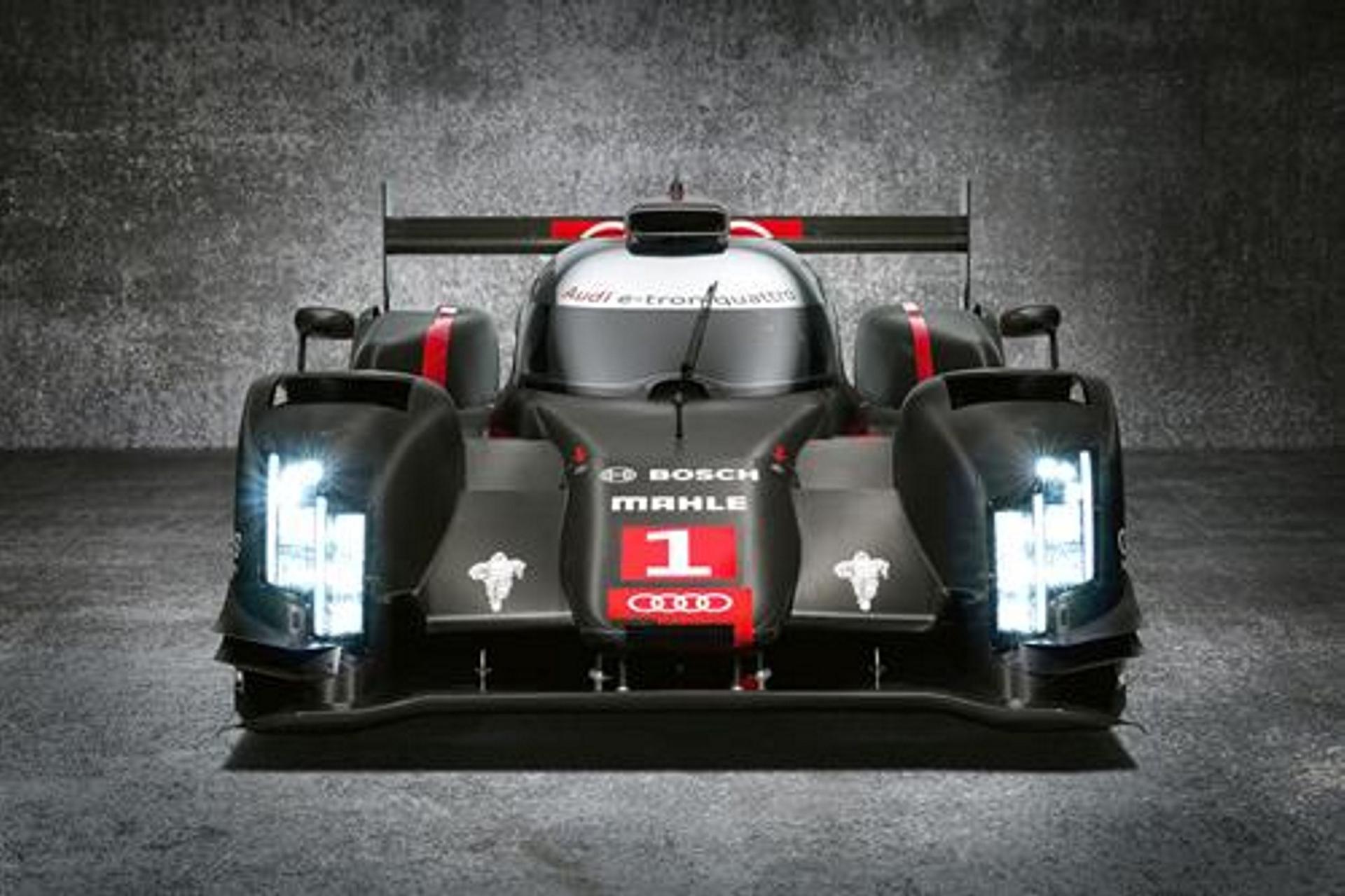AUDI R18 E-TRON QUATTRO WITH LASER LIGHT