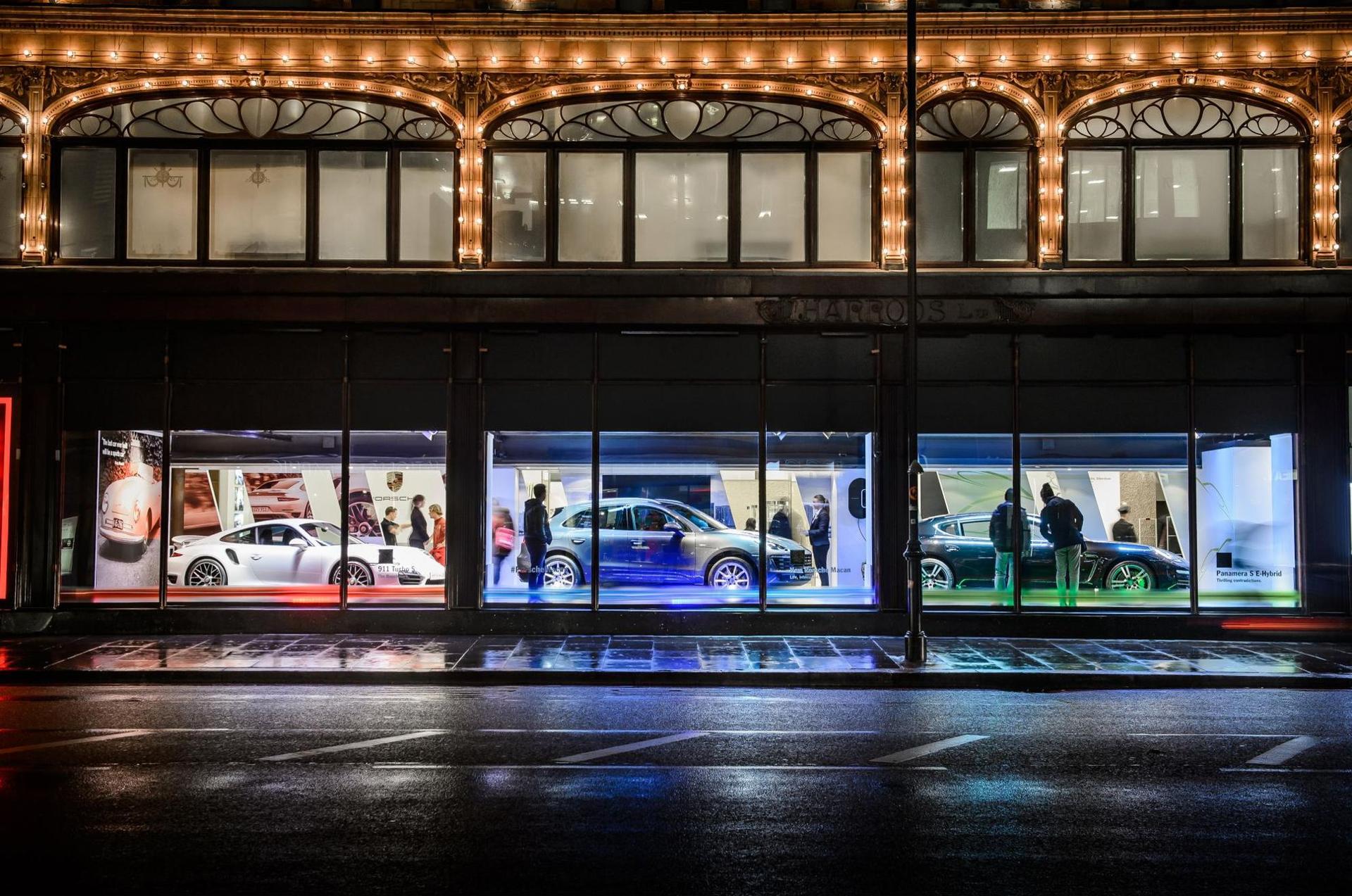 Harrods London – Porsche Macan