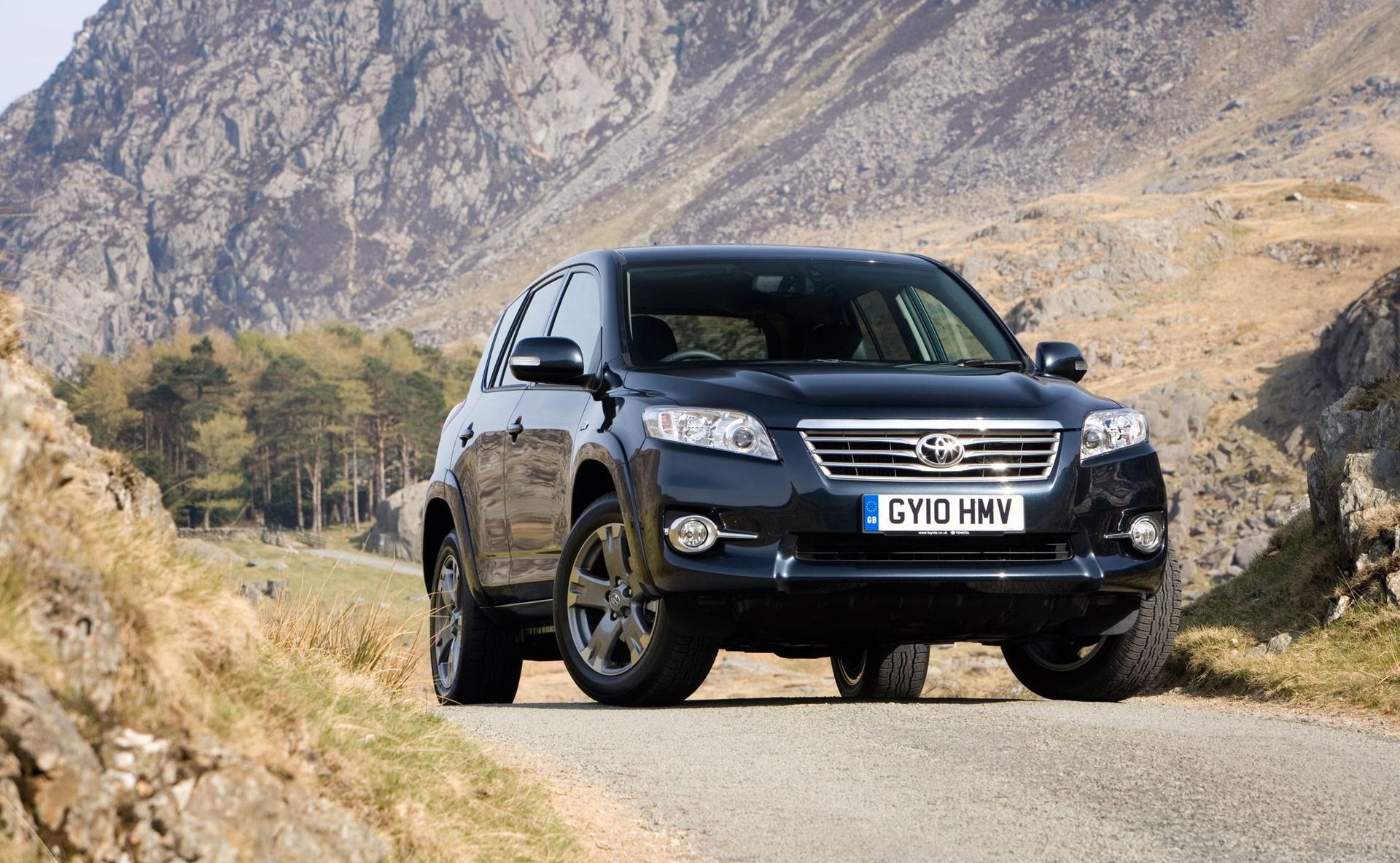 TOYOTA RAV4 Turns 20 Years