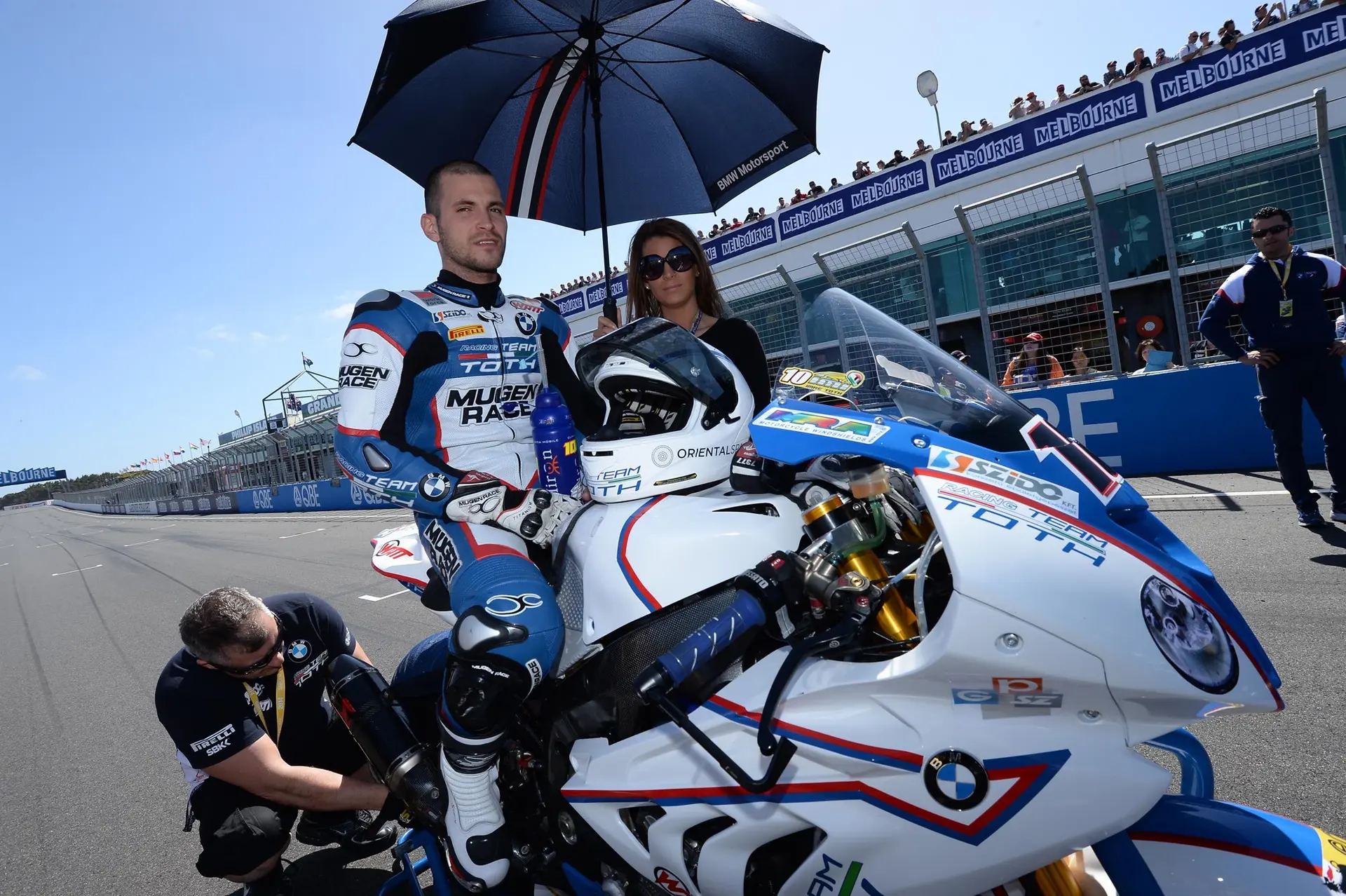 BMW Motorrad Motorsport: Full throttle into the 2014 season.