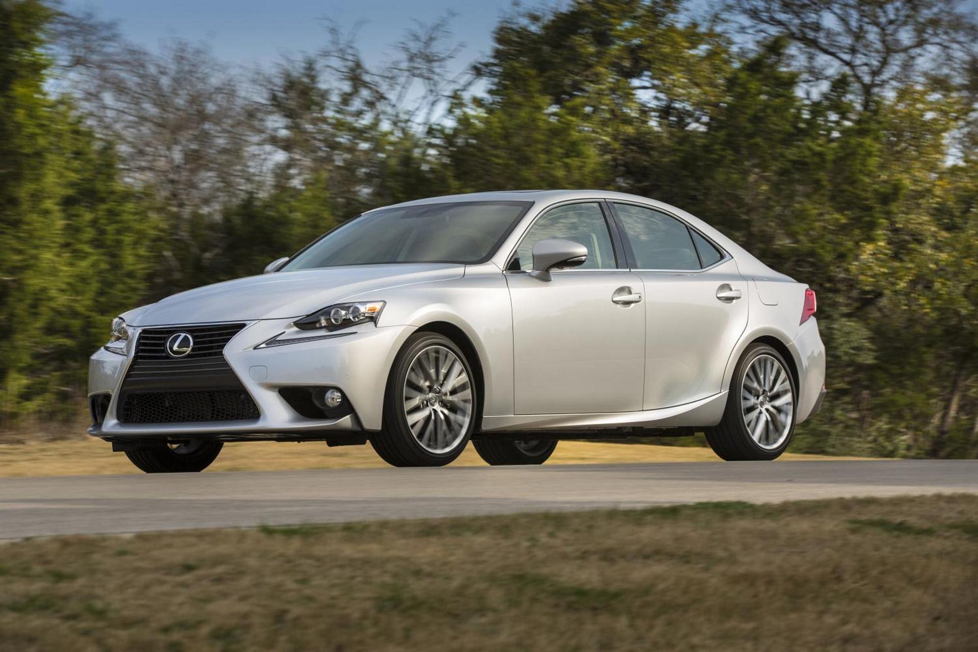 Lexus a Top Luxury Brand in Kelley Blue Book 2014