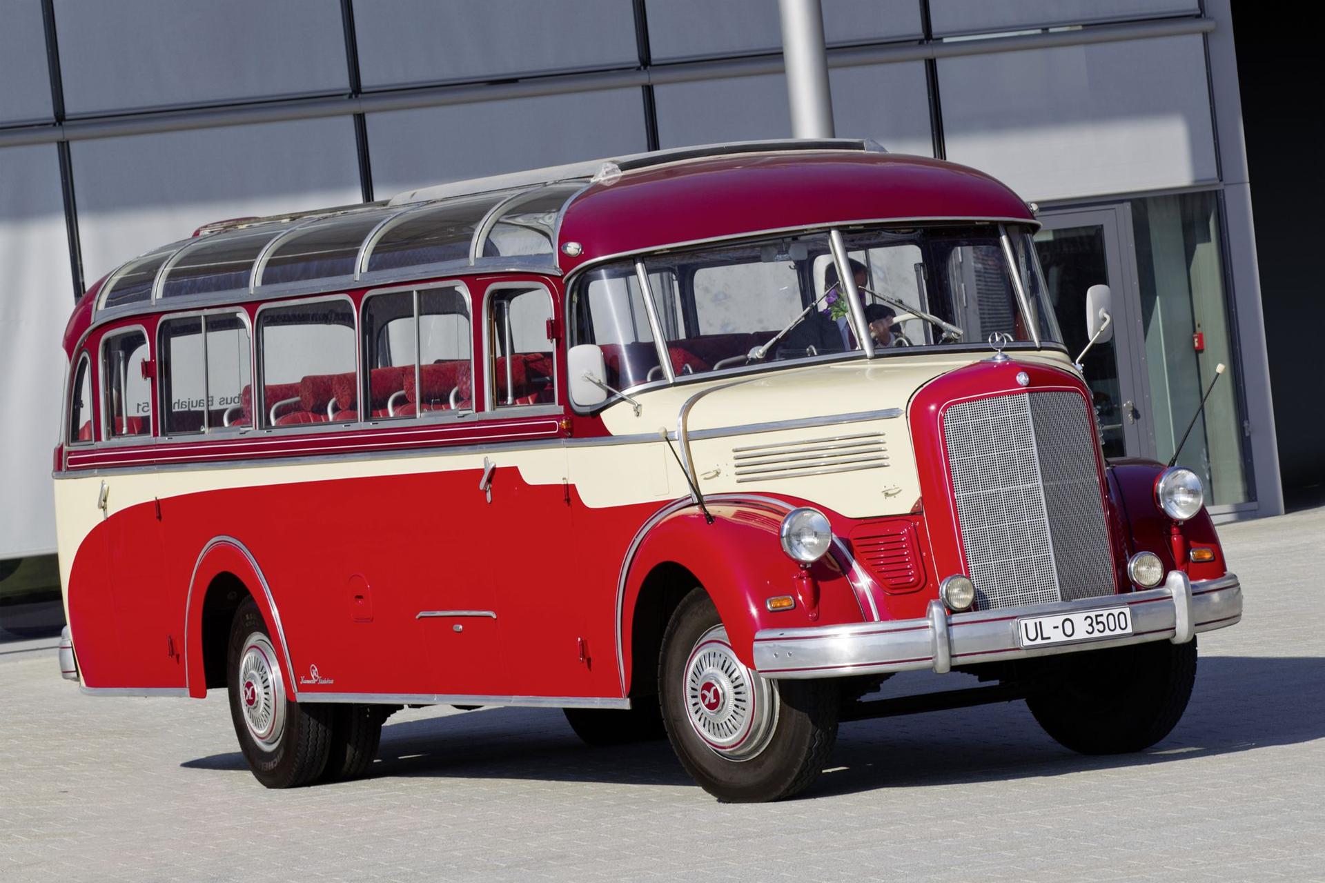 Retro Classics Motor show Stuttgart – SETRA Busses