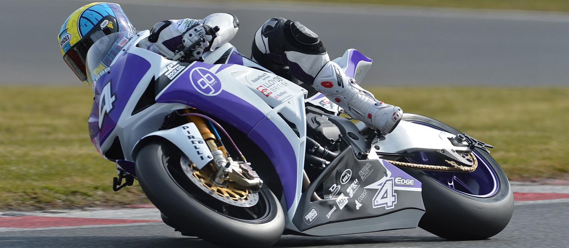BRITISH SUPERBIKE STAR ON BOARD WITH IMI