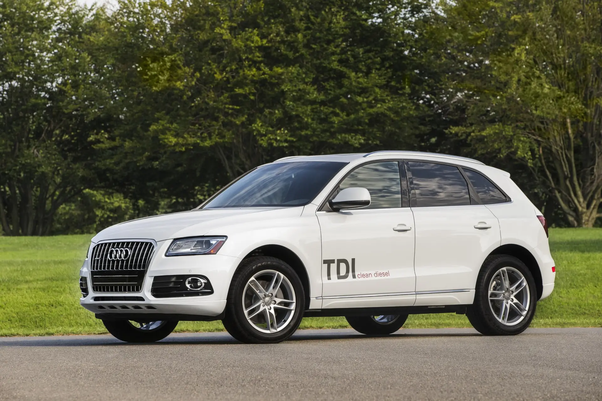 Audi-Q5-2014