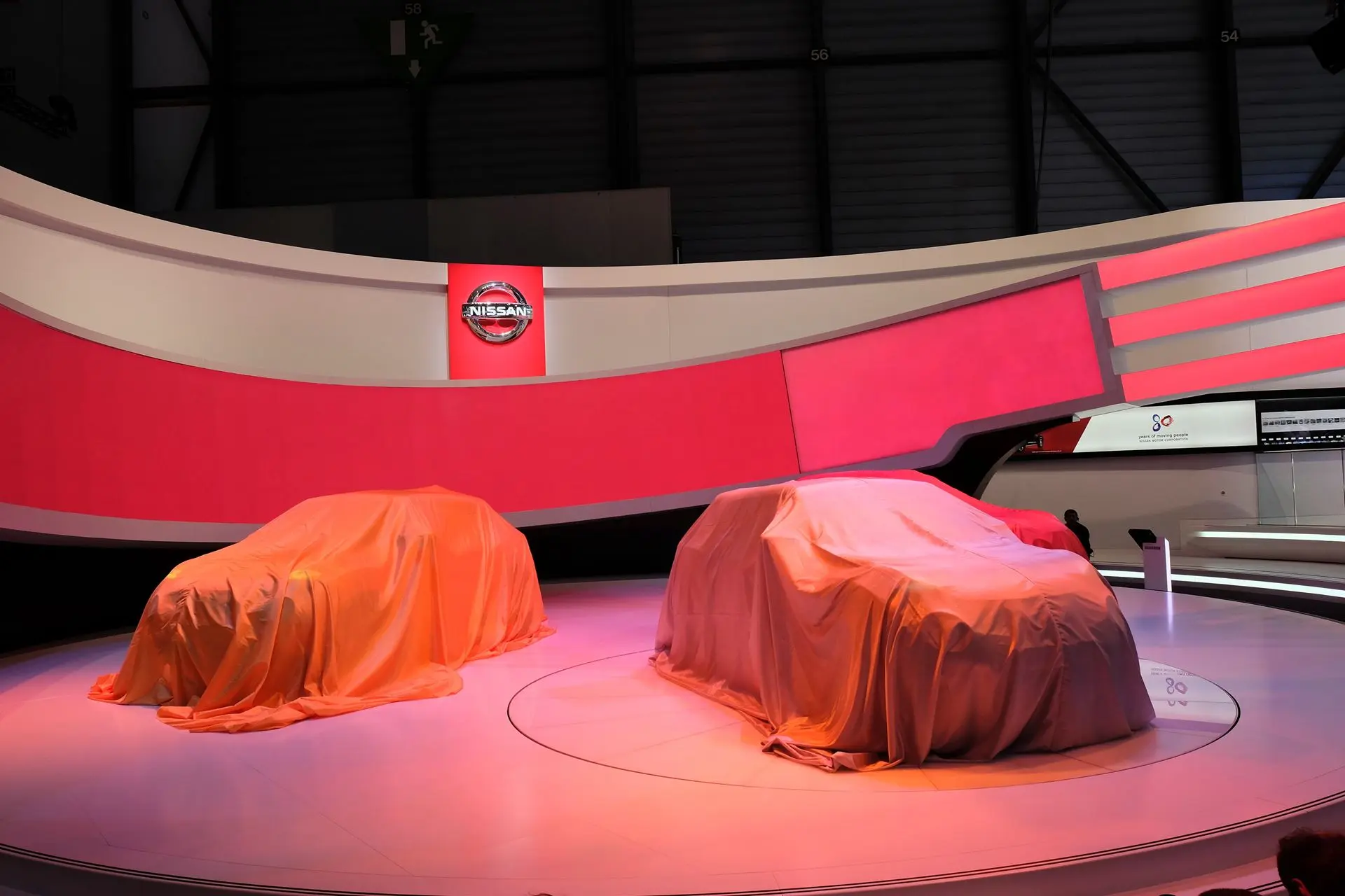 Nissan geneva motor show 01