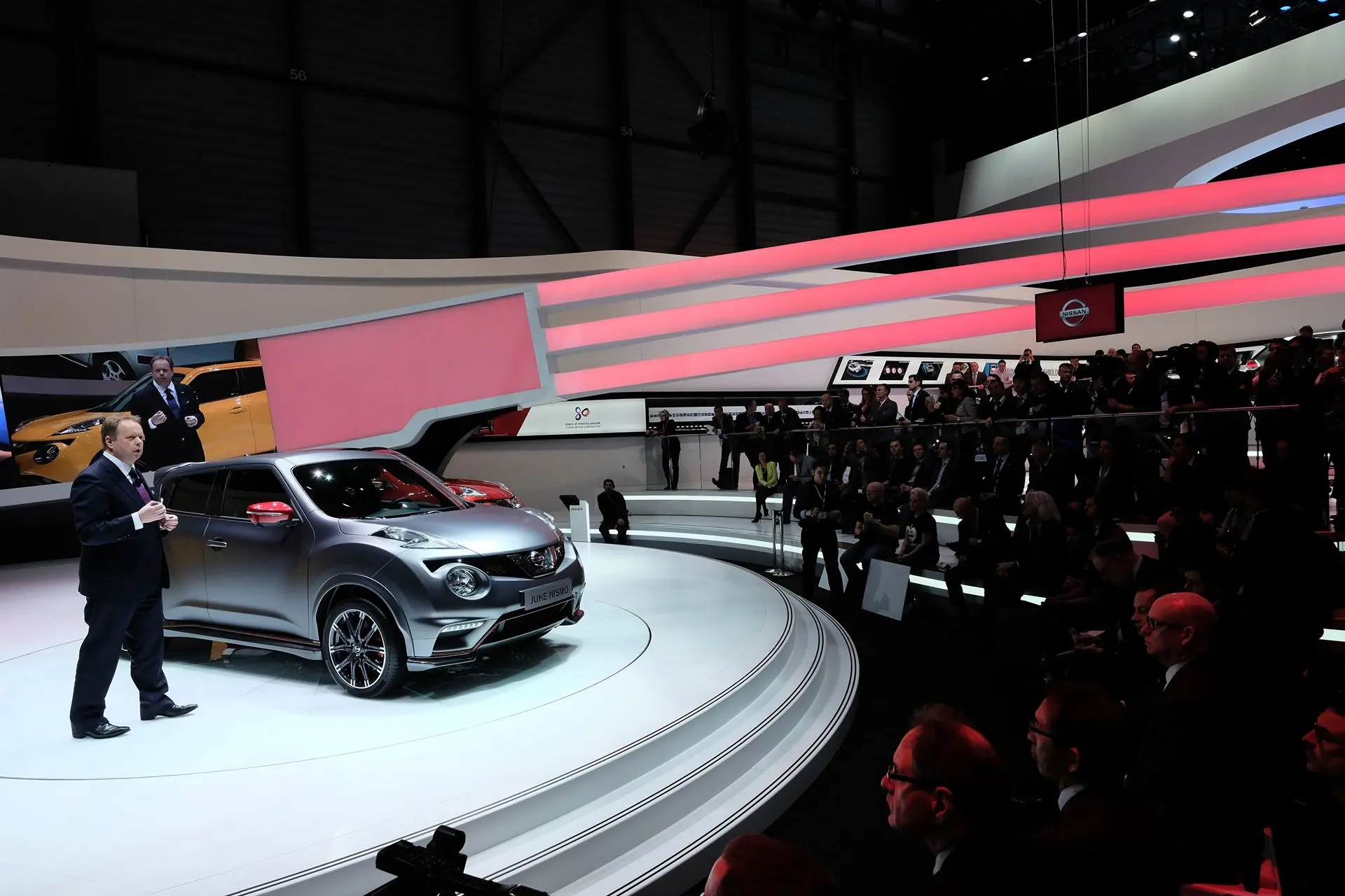 Nissan geneva motor show 08