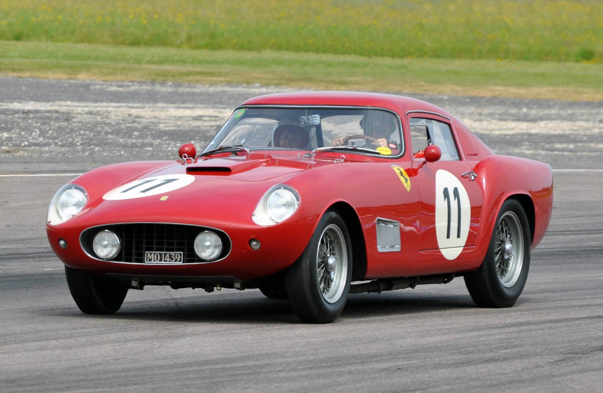 CHRIS EVANS DIRTY DOZEN SPEED INTO THRUXTON
