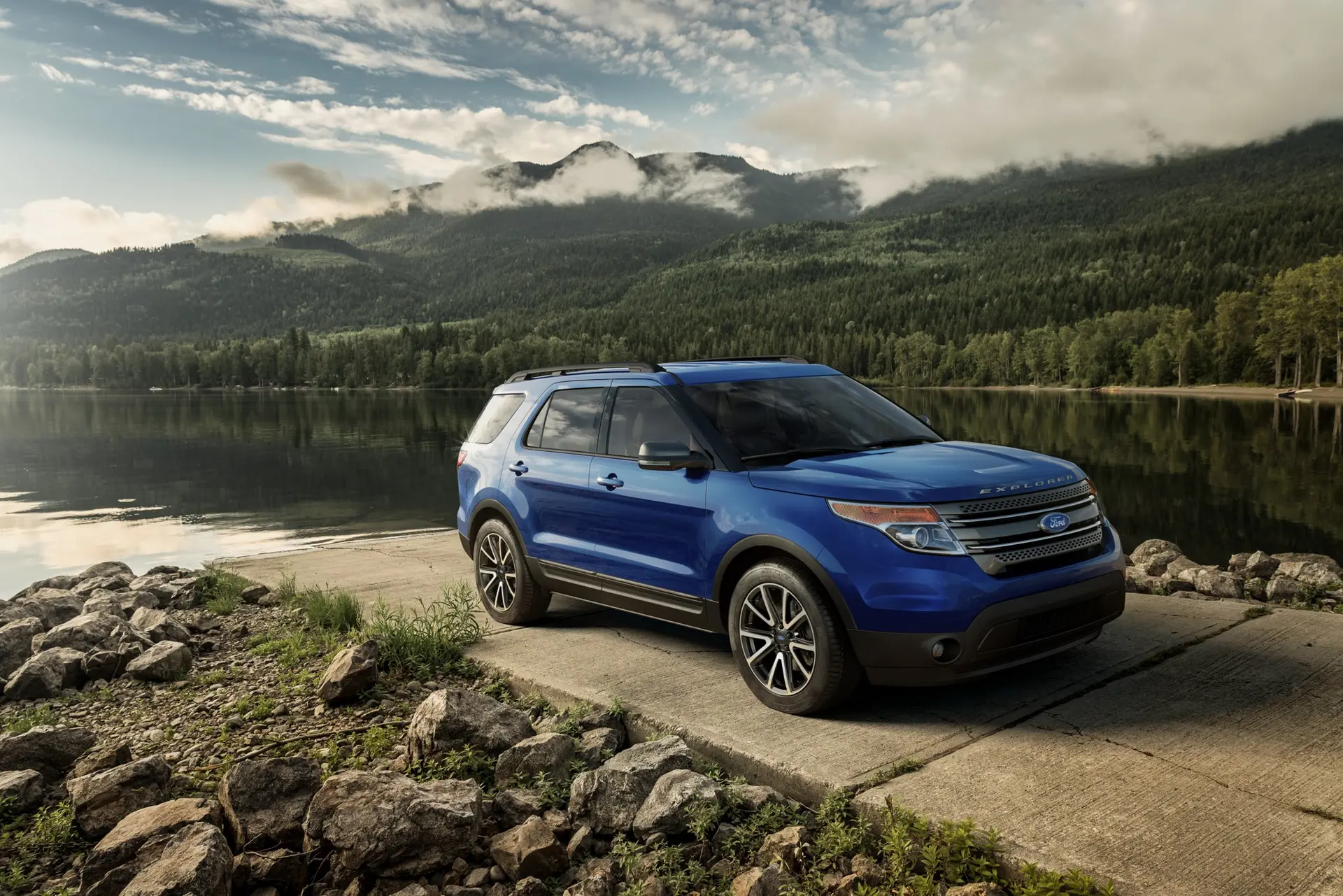 Ford-Explorer-2015