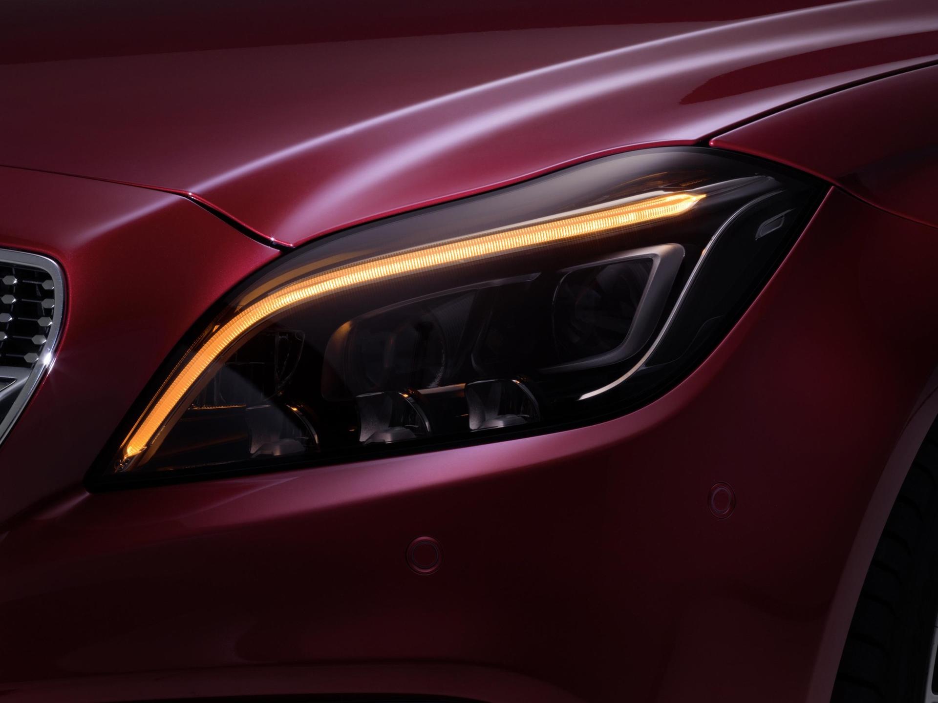 New Mercedes-Benz Lights Technology