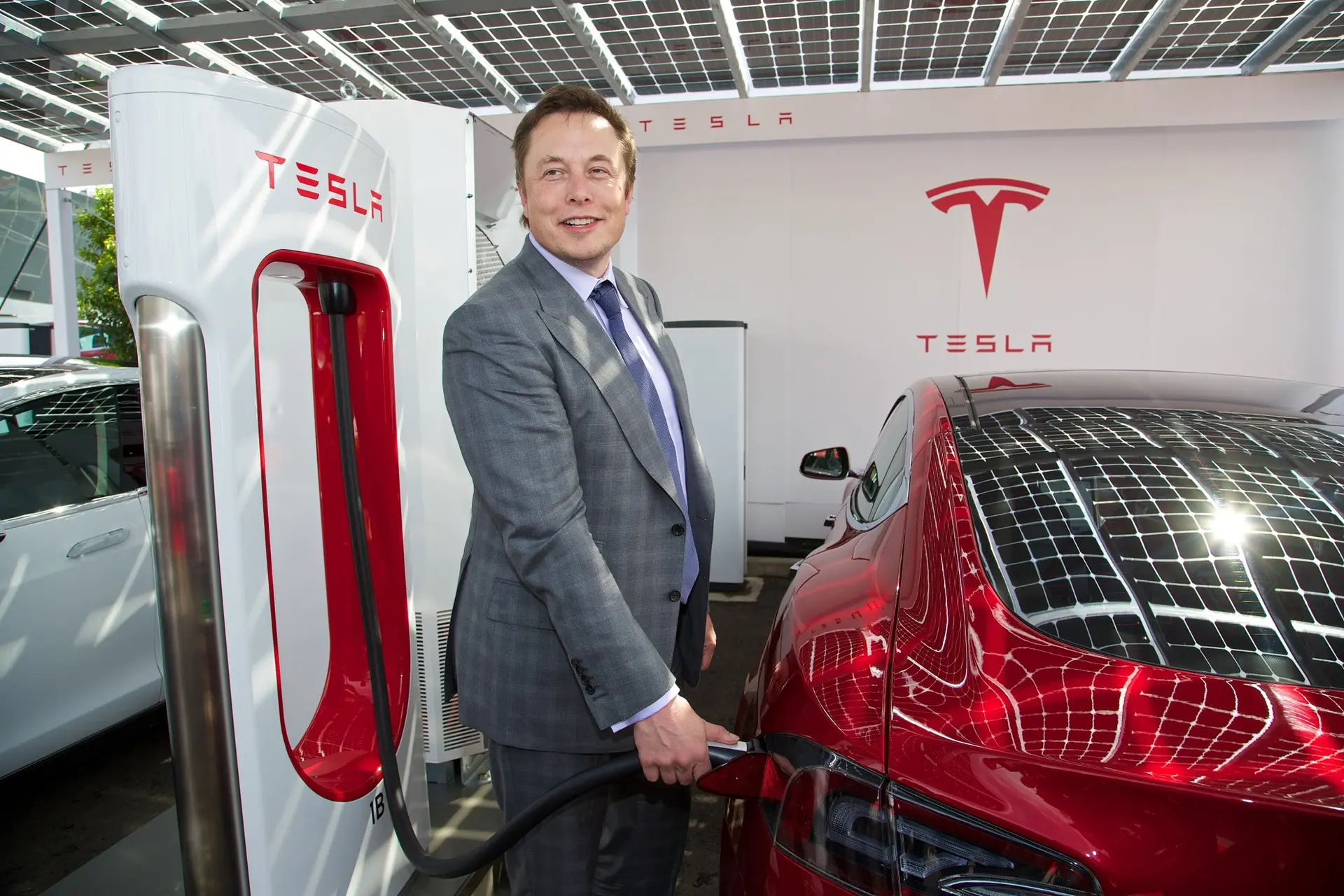 Tesla-Motors-United-Kingdom