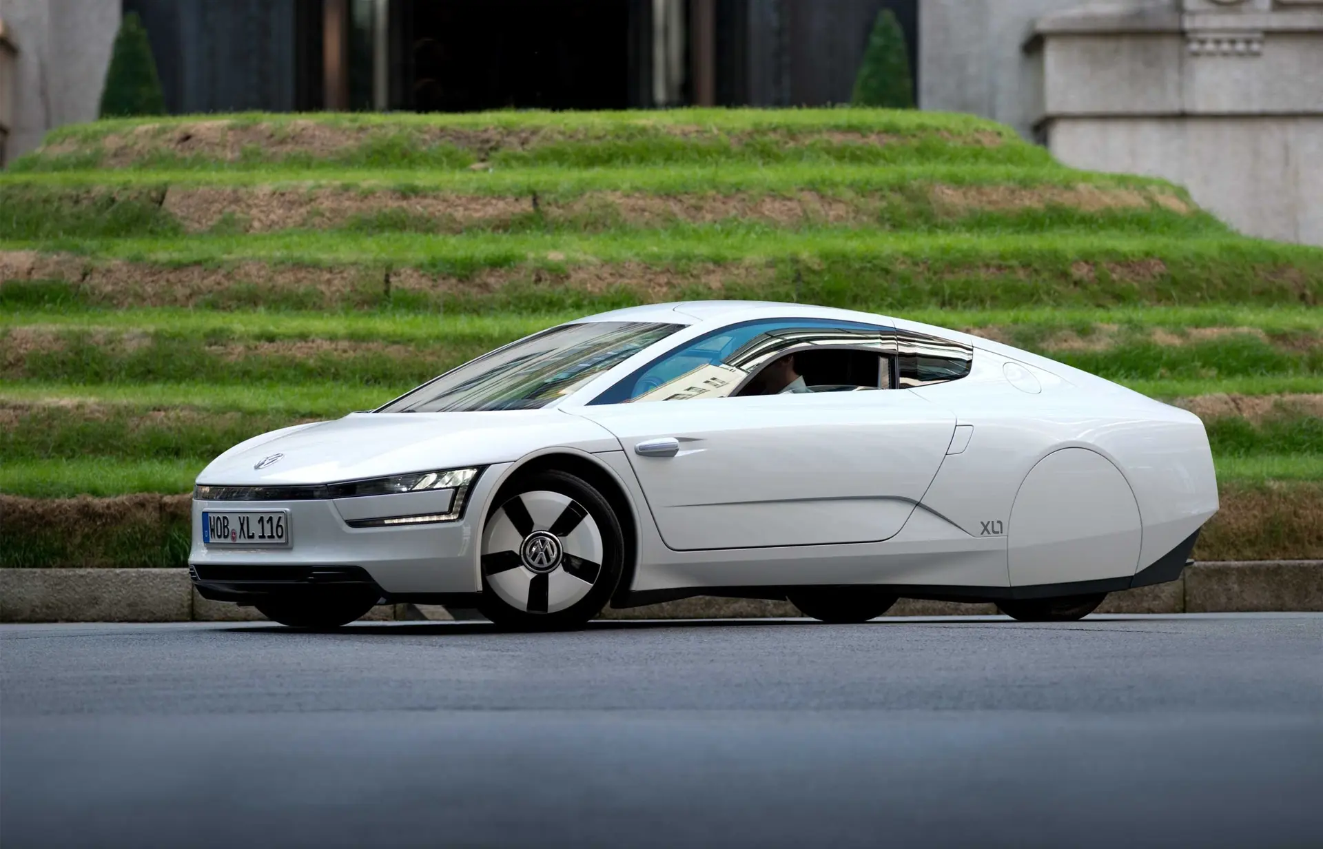 Volkswagen-XL-UK