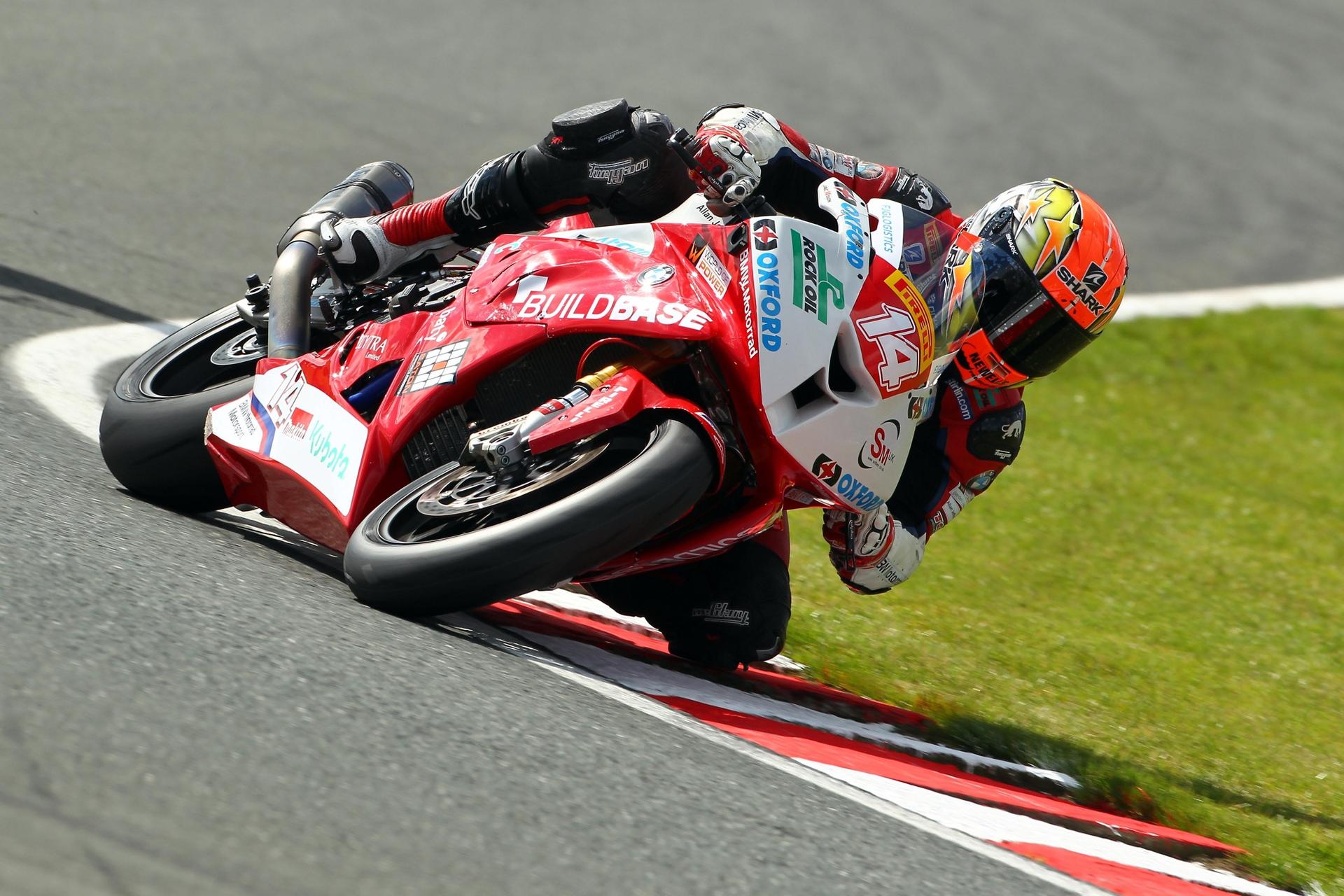 Double victory for Kiyonari on his BMW S 1000 RR in the BSB – Heavy rain thwarts SUPERBIKE IDM at Assen.