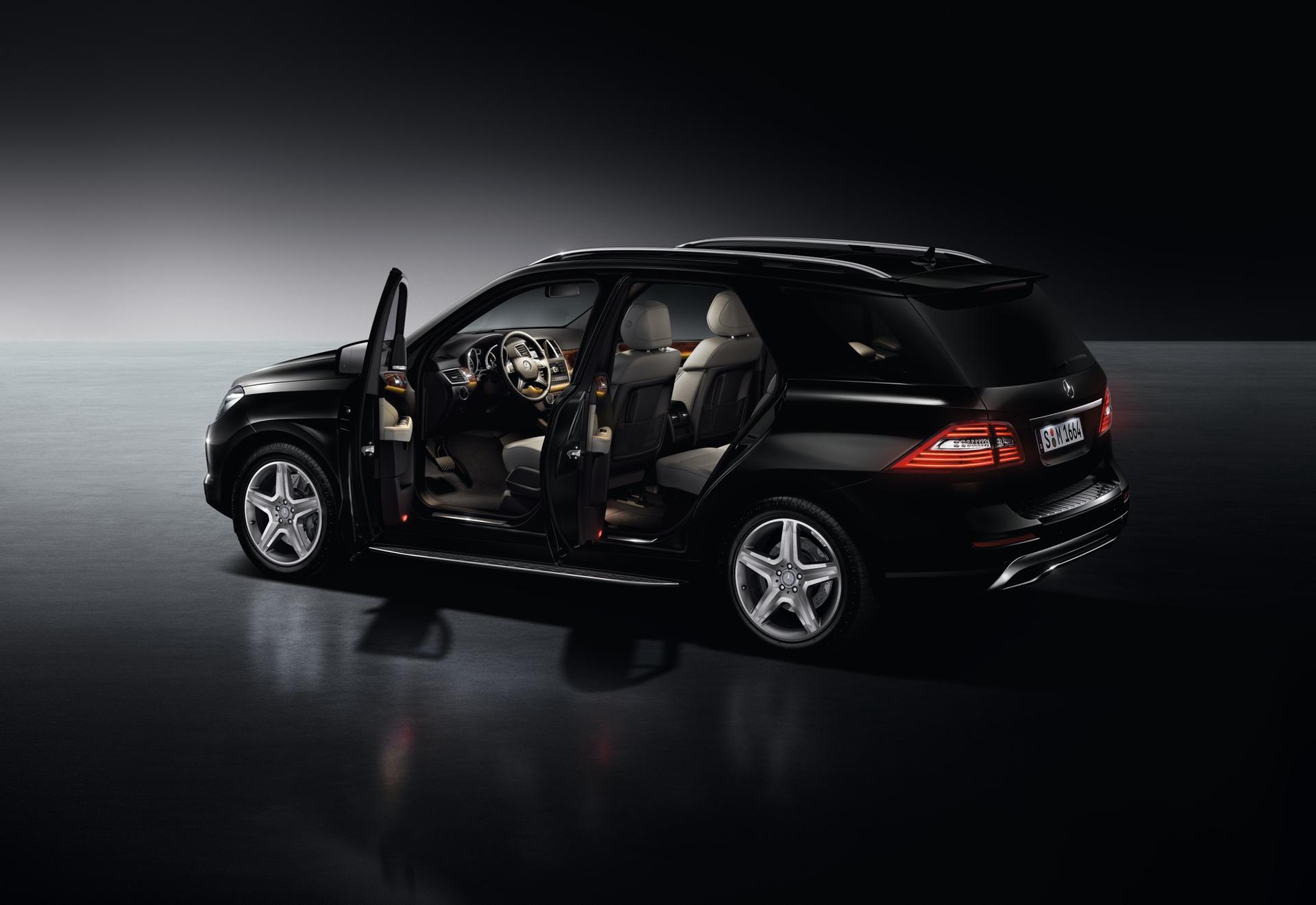 AADExpo 2014 – Africa International Aerospace and Defence 2014 Mercedes-Benz