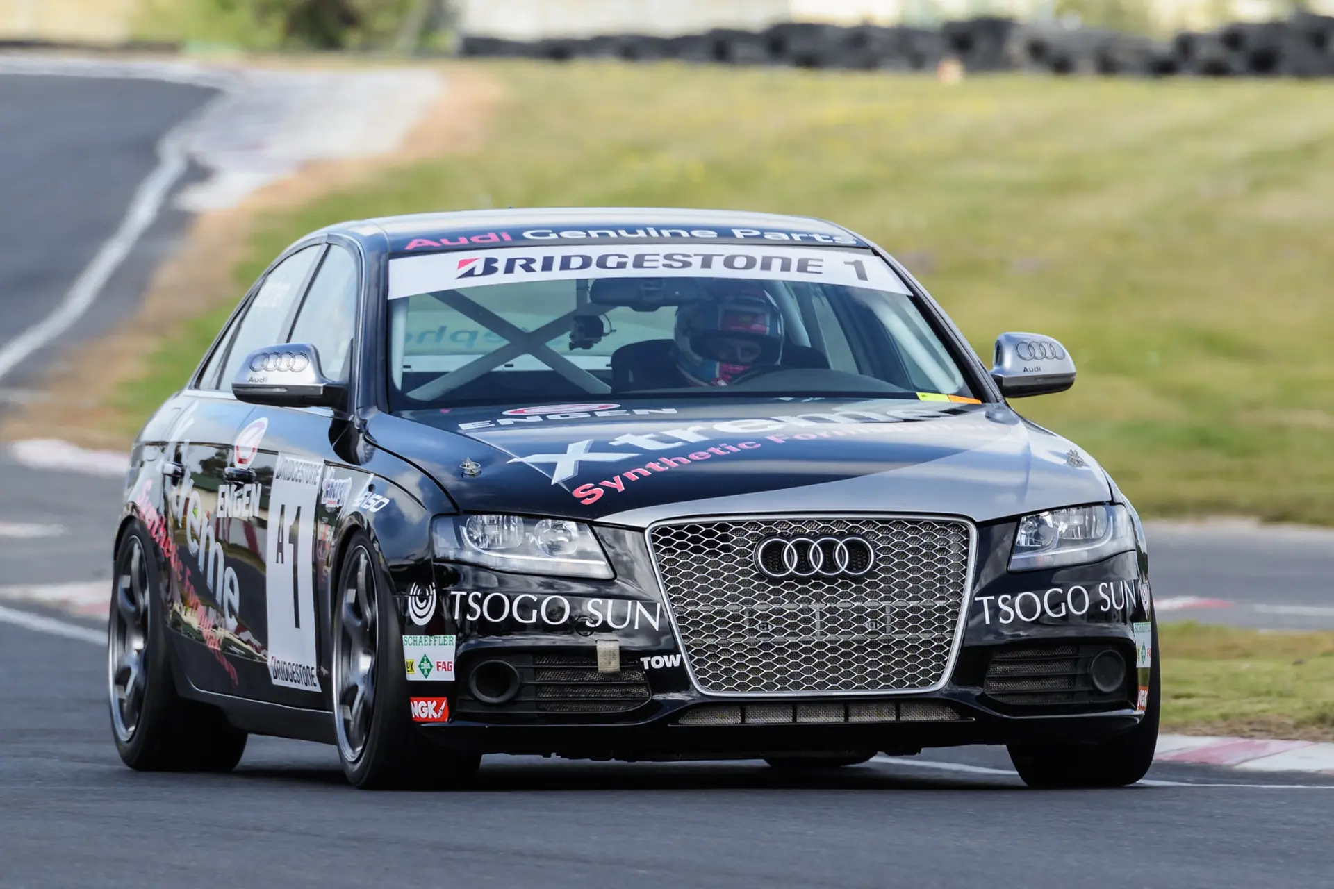 Engen-Xtreme-racers