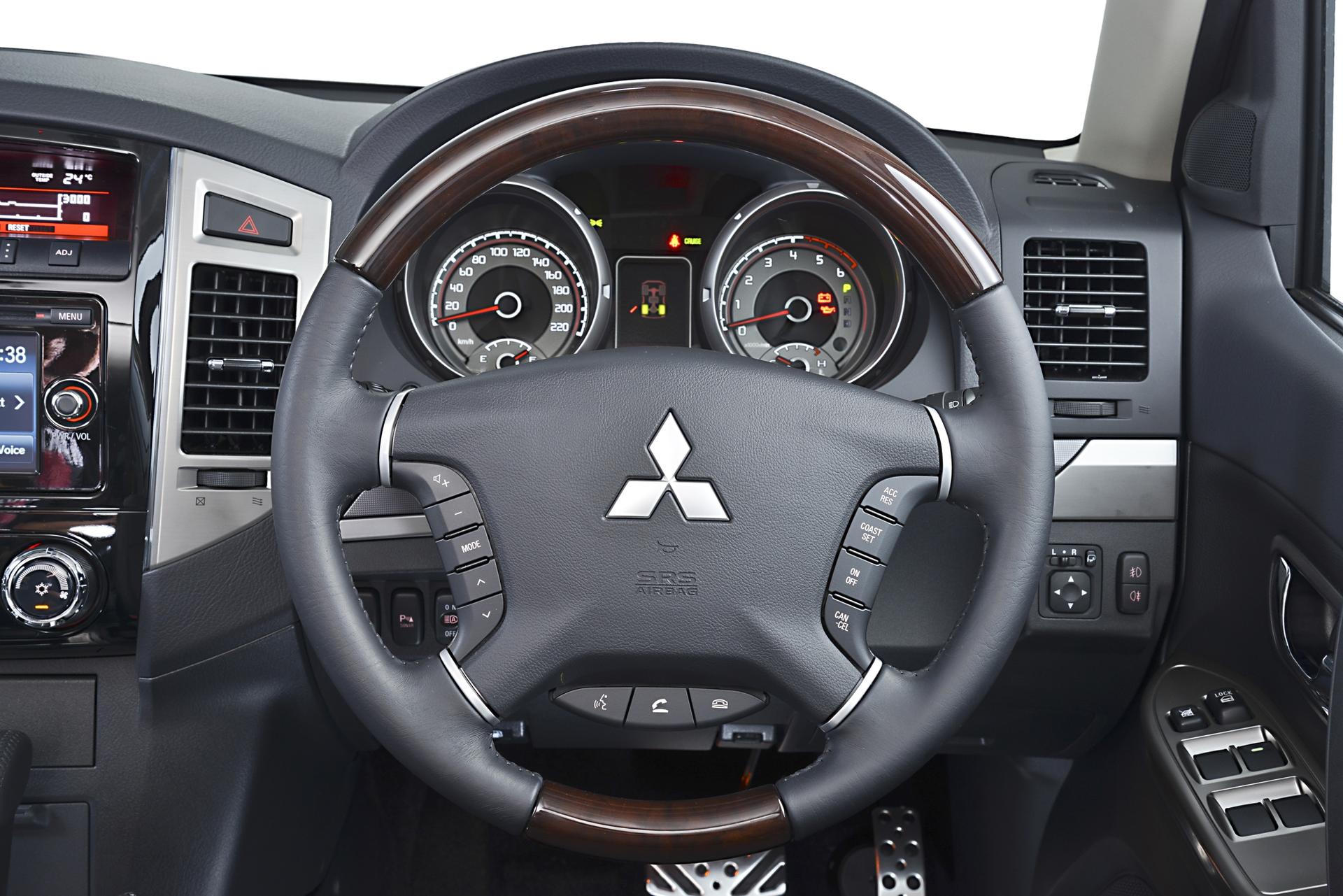 Mitsubishi Pajero 2014 Update