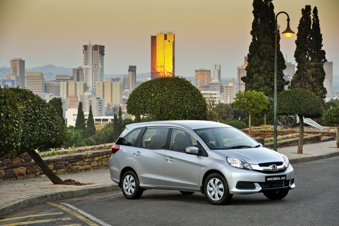 New Honda Mobilio Concept and Design
