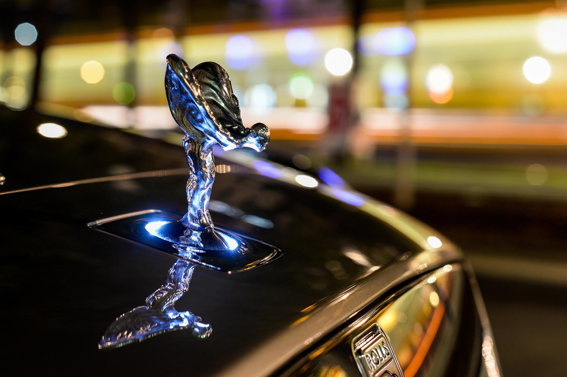 ROLLS-ROYCE OPENS FIRST SHOWROOM IN AZERBAIJAN