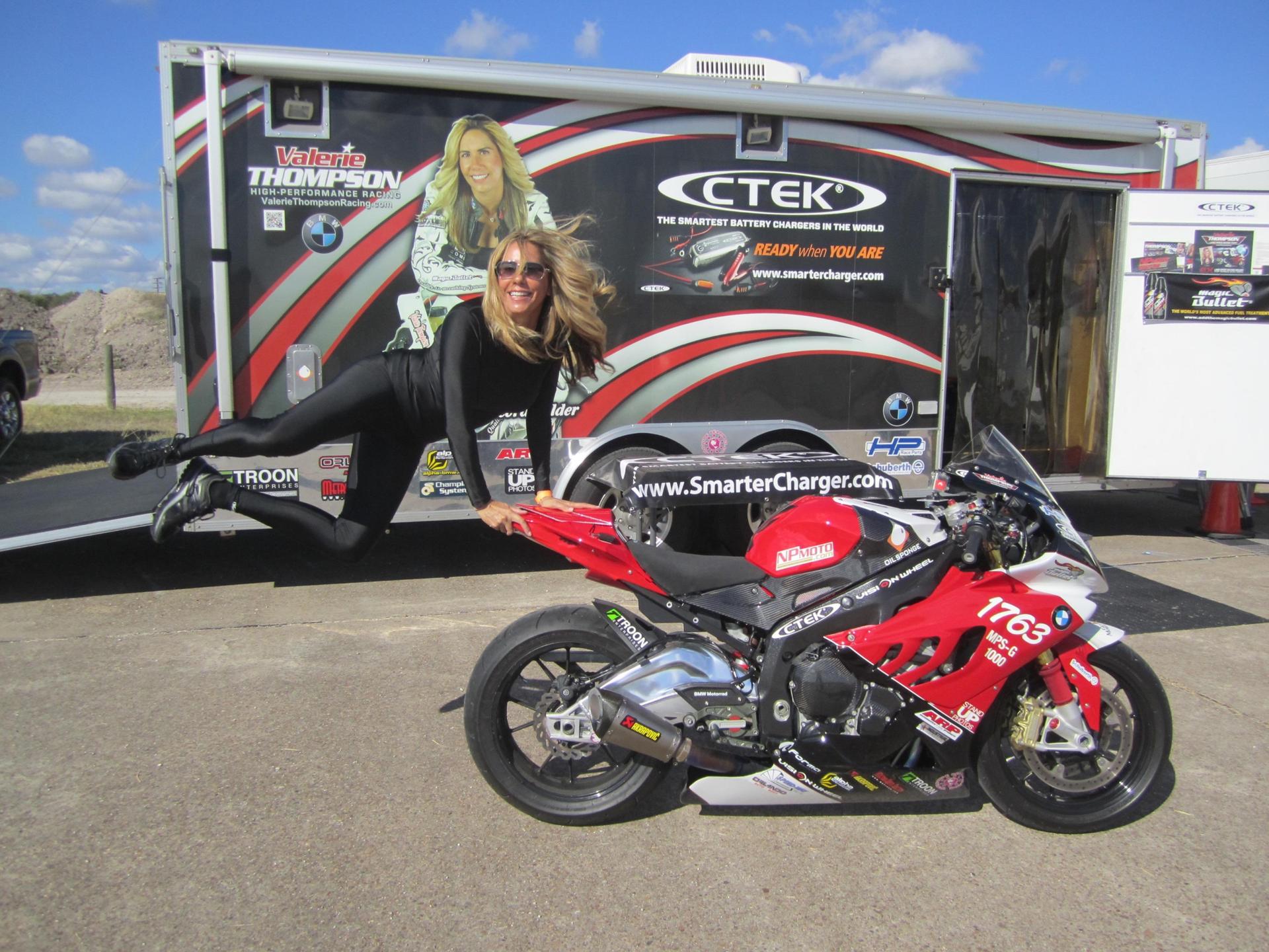 Valerie Thompson Pilots BMW S 1000 RR Motorcycle To 217 Mph Run At Texas Mile Speed Festival