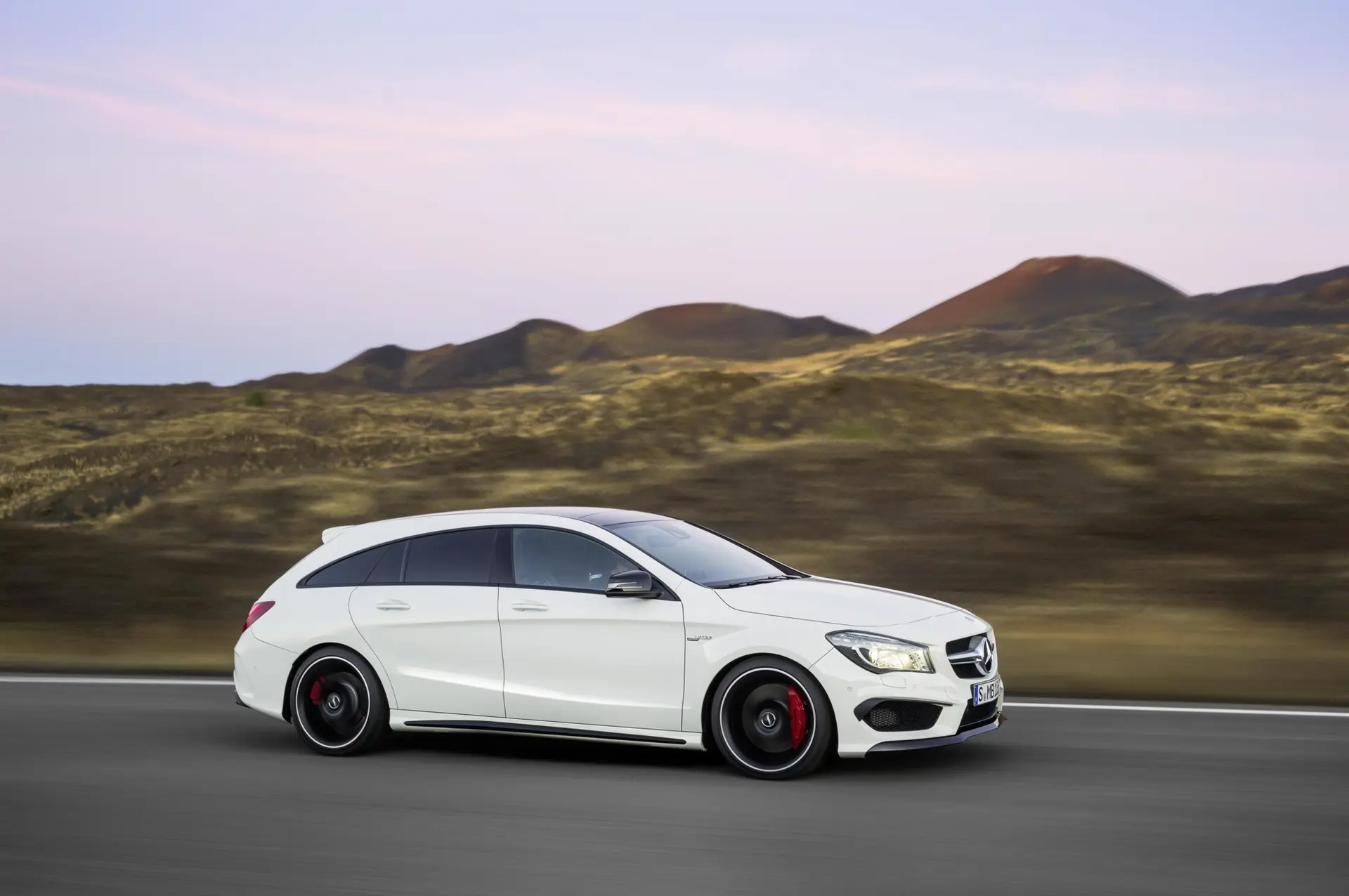 Meredez-Benz-CLA-45-AMG -13