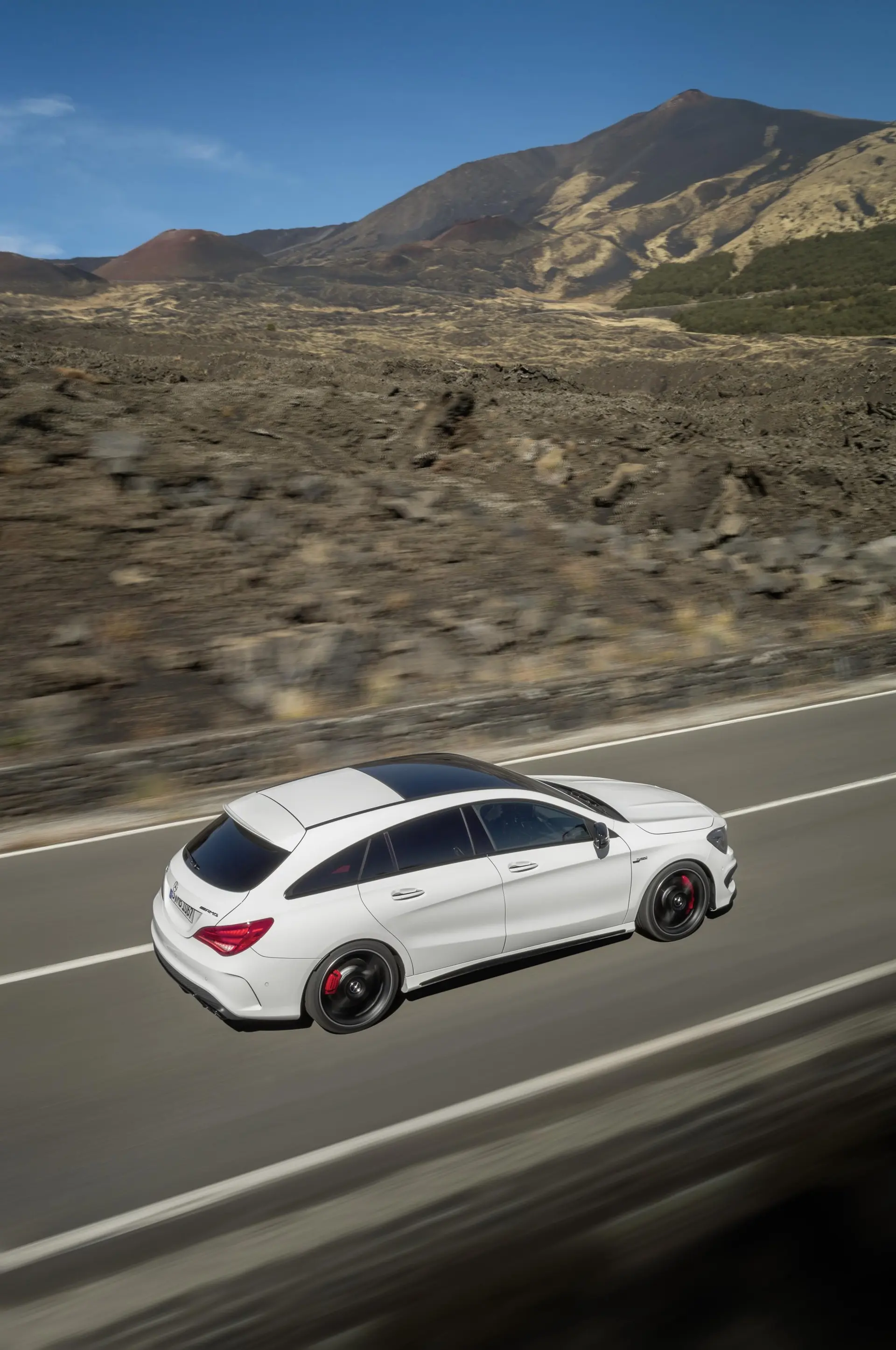 Meredez-Benz-CLA-45-AMG -14