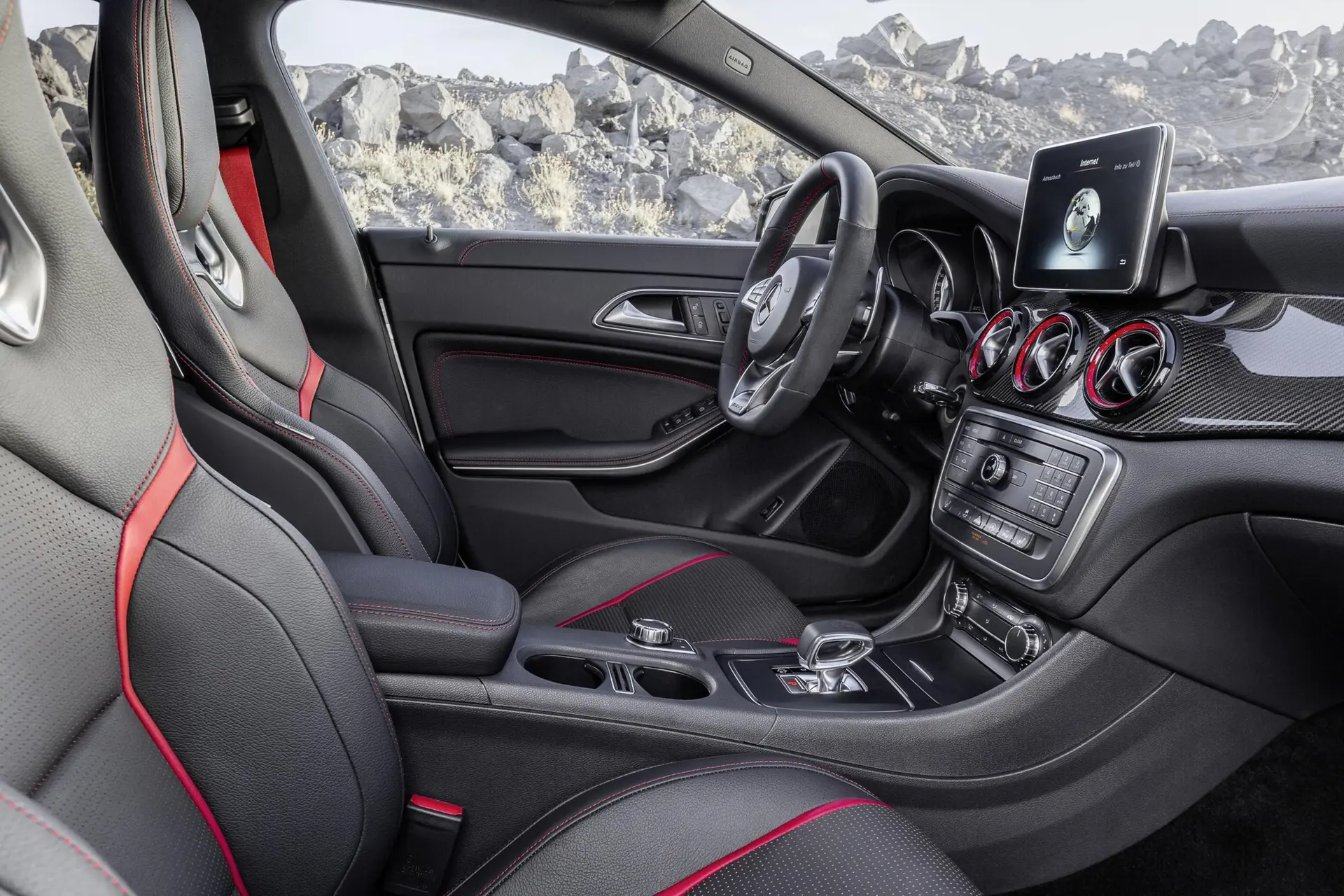 Meredez-Benz-CLA-45-AMG -16