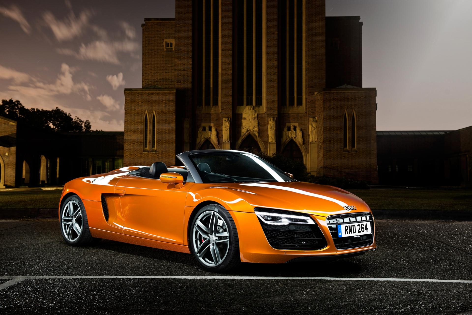 AUDI RANGE STARS SPARKLE FOR TWELVE DAYS OF CHRISTMAS